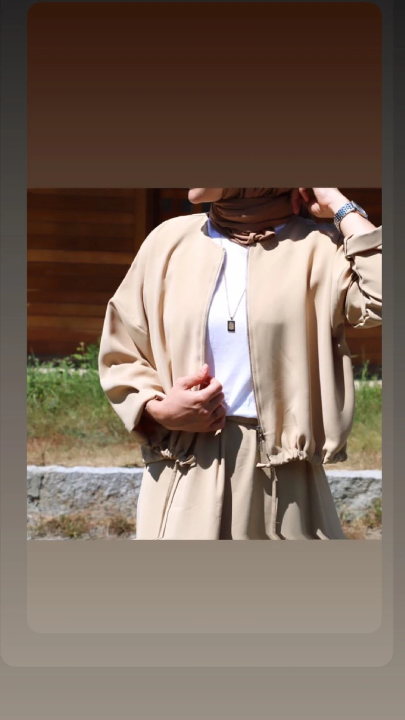 Essence – Bej Etek Ceket Takım