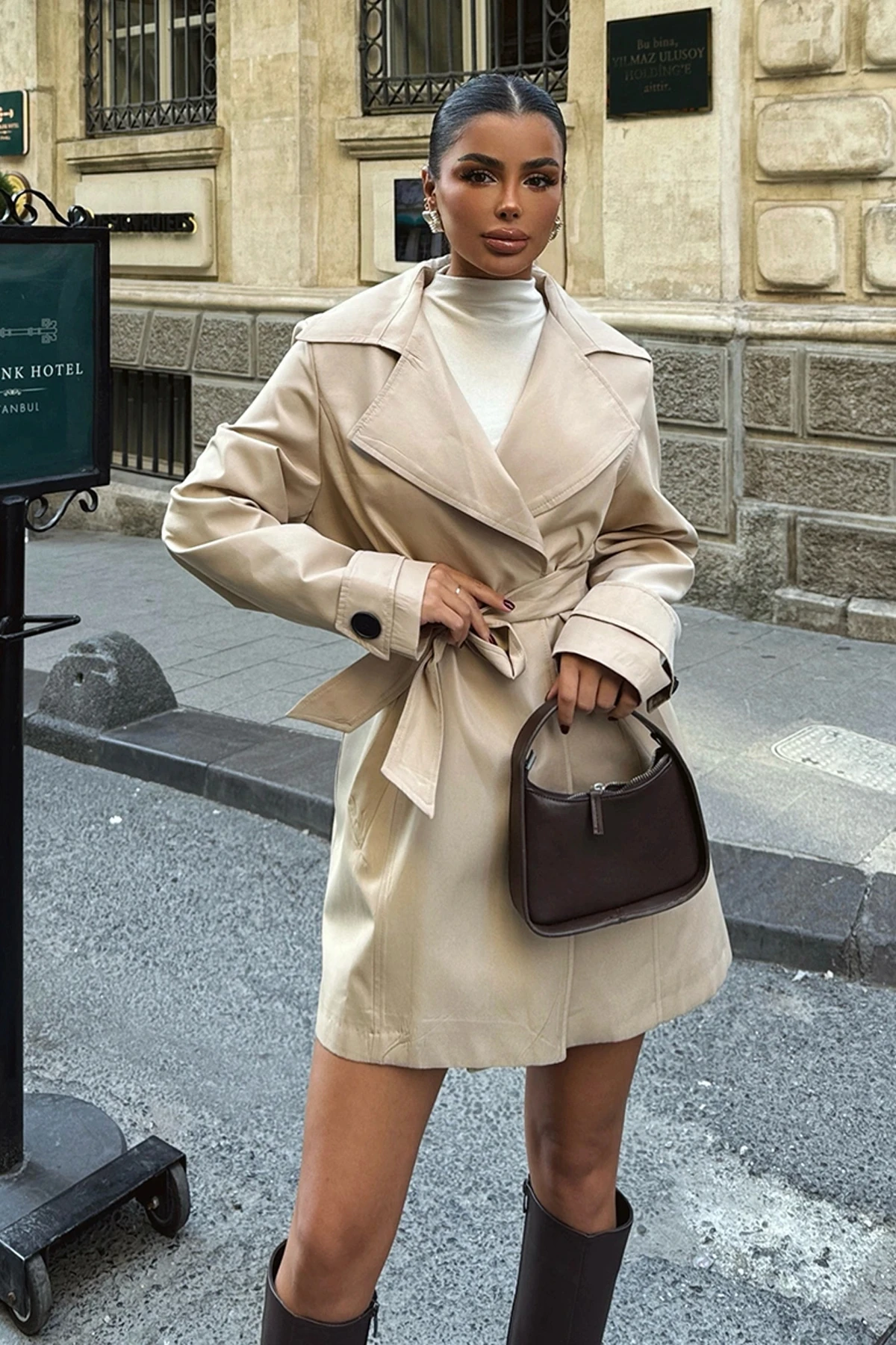 Talil Kuşak Detay Kısa Trençkot TNS-3314