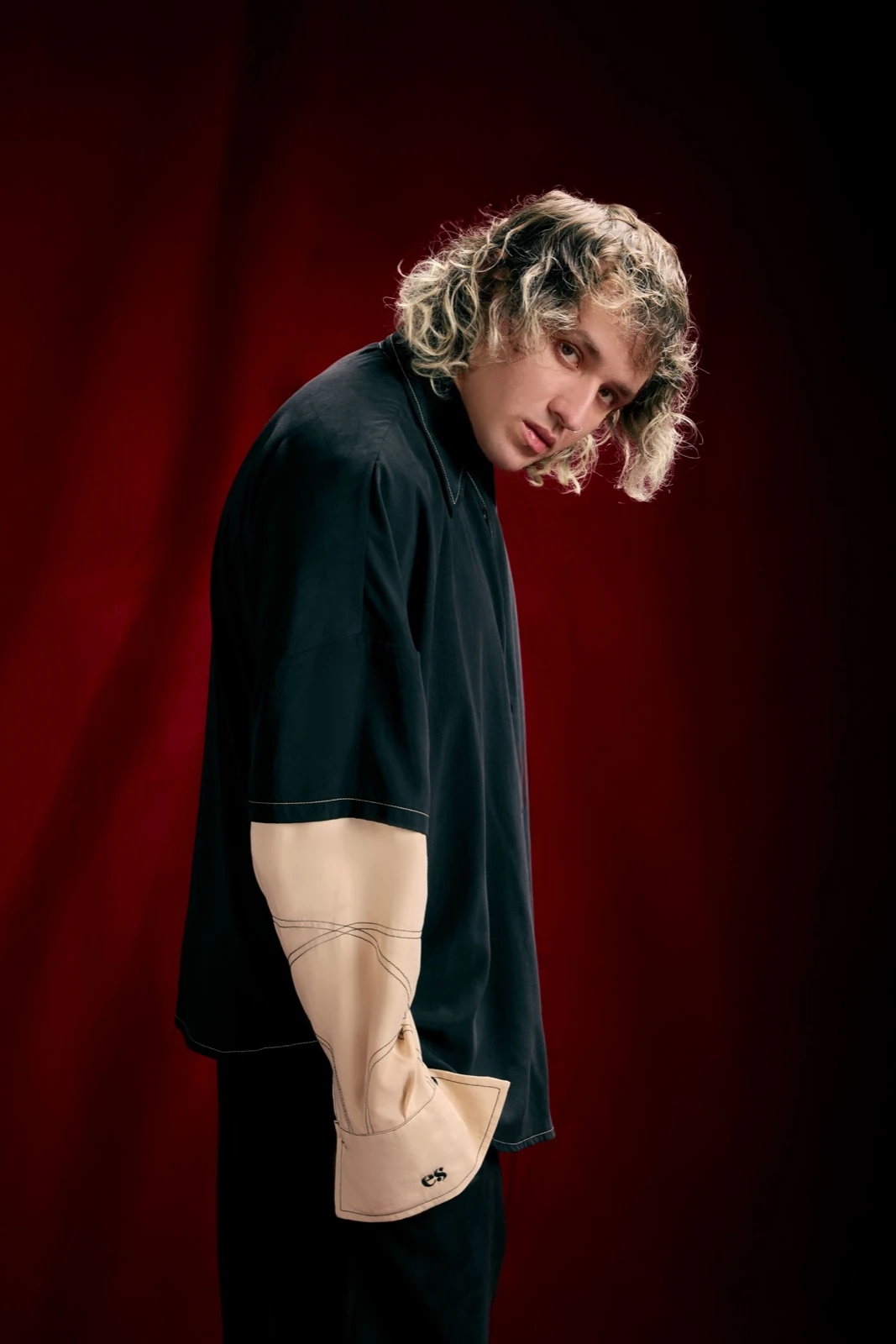 Süs Dikişli Gömlek