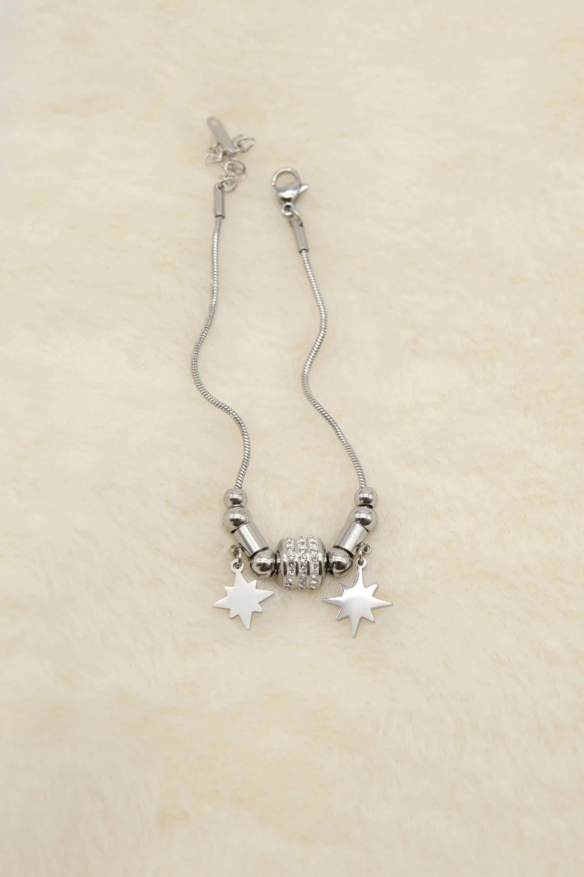 Gümüş Renk Zirkon Taşlı Kutup Yıldızı Figürlü Bileklik