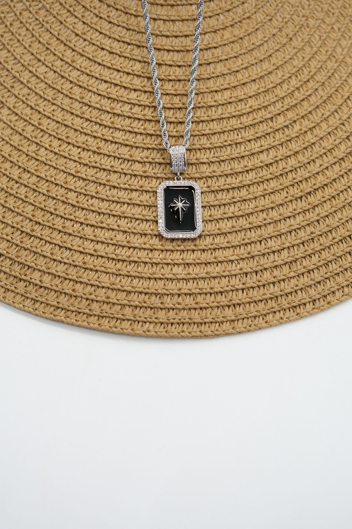 Çelik Gümüş Renk Zincir Kuzey Yıldızı Kolye