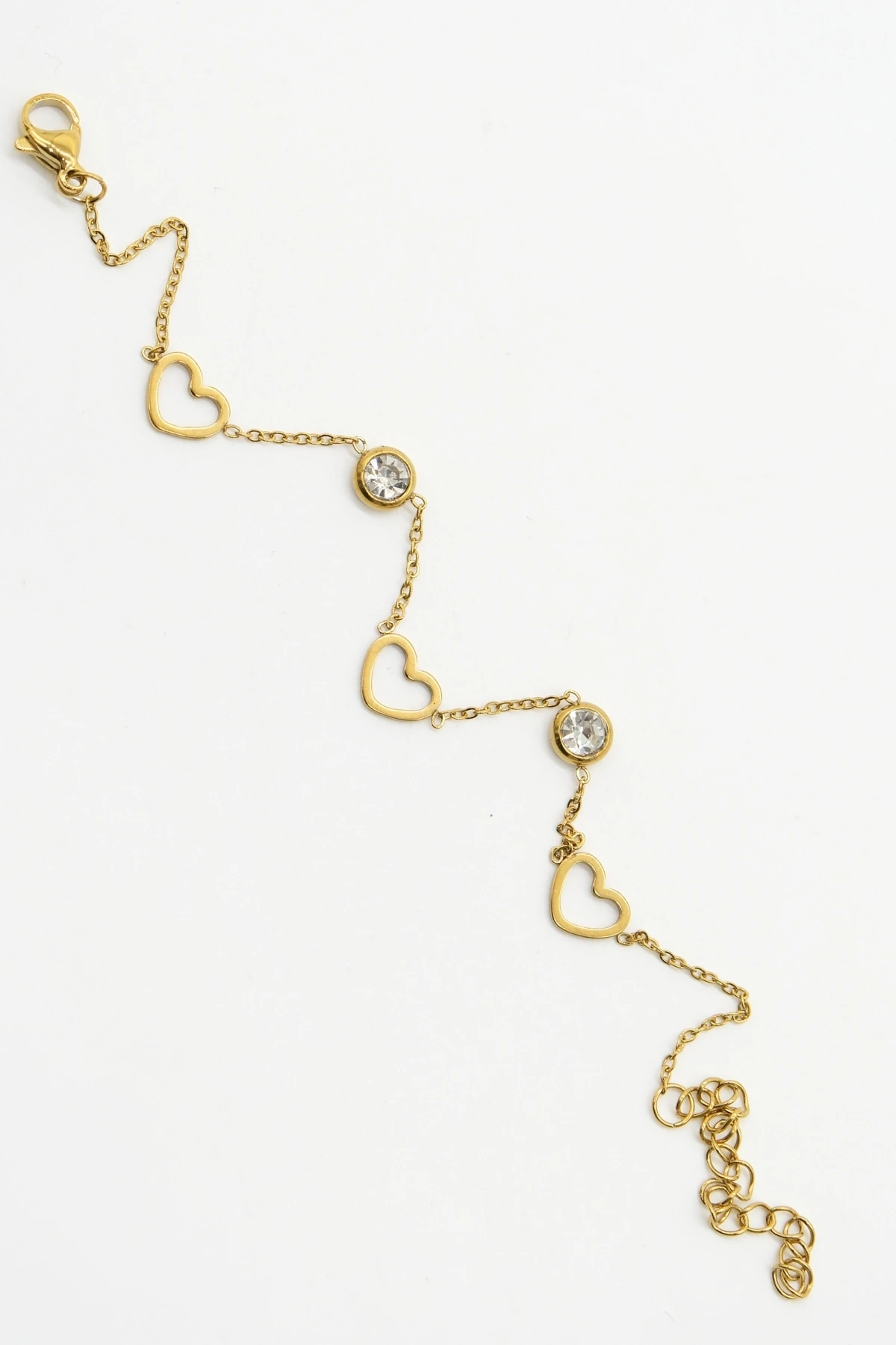 Taş Detaylı Kalpli Gold Bileklik