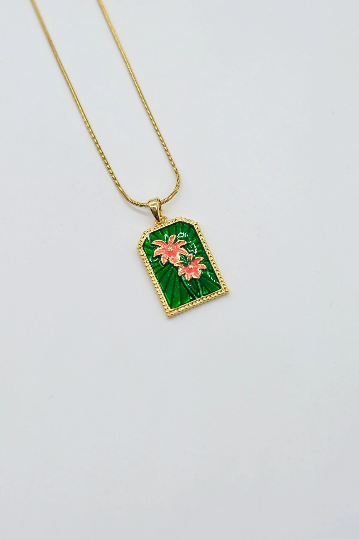 Çelik Gold Renk Zincir Flawors Plaka Kolye