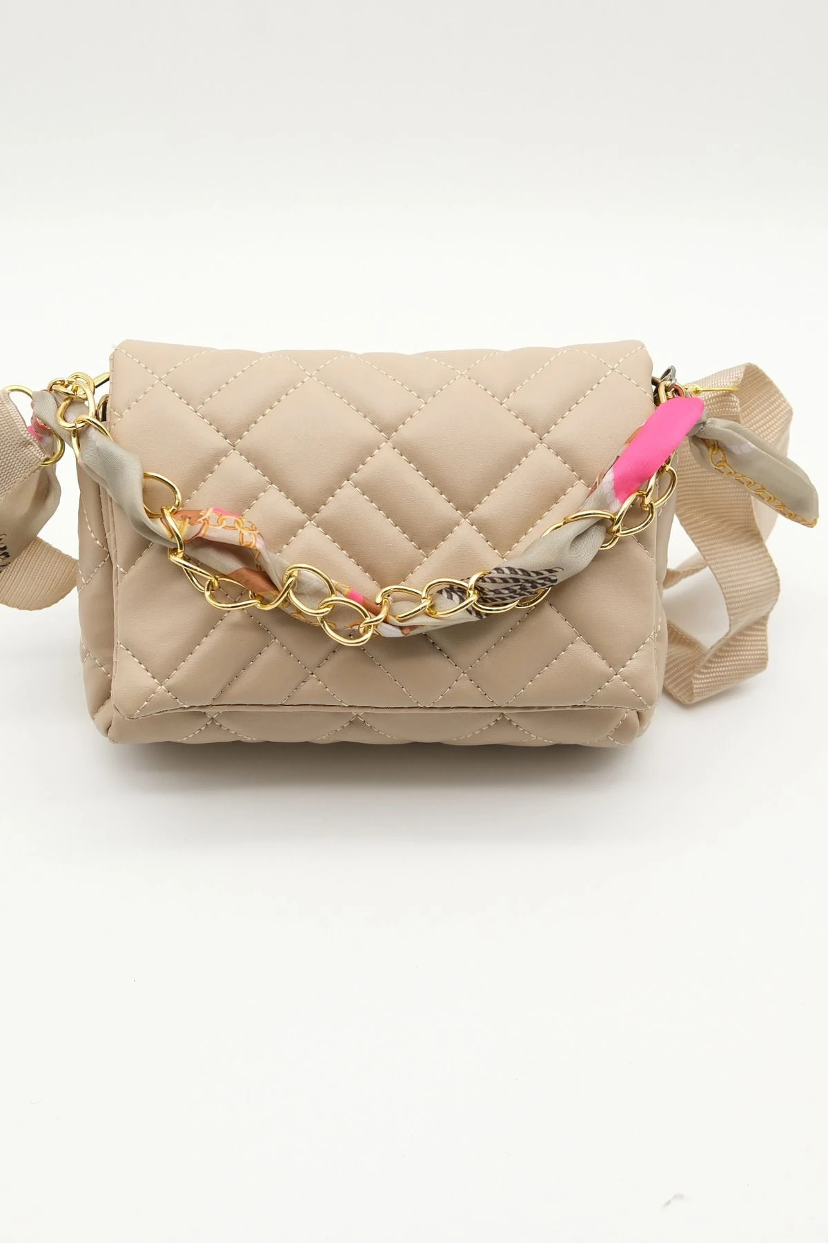 Kahverengi Renk Kurdele Detay Çanta