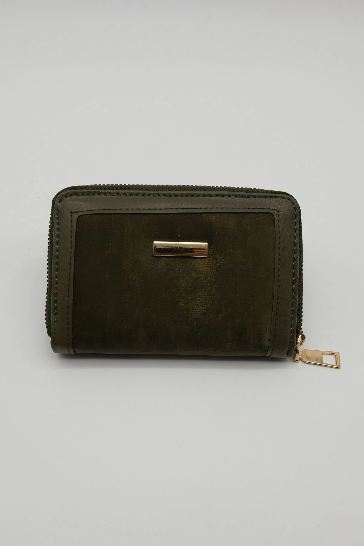Haki Renk Fermuarlı  Süet Cüzdan