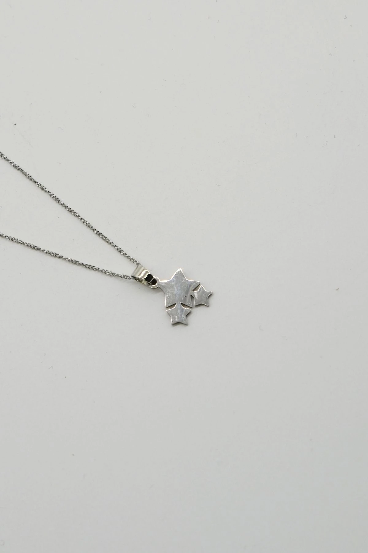 Çelik Minimal 3Lü Yıldız Kolye