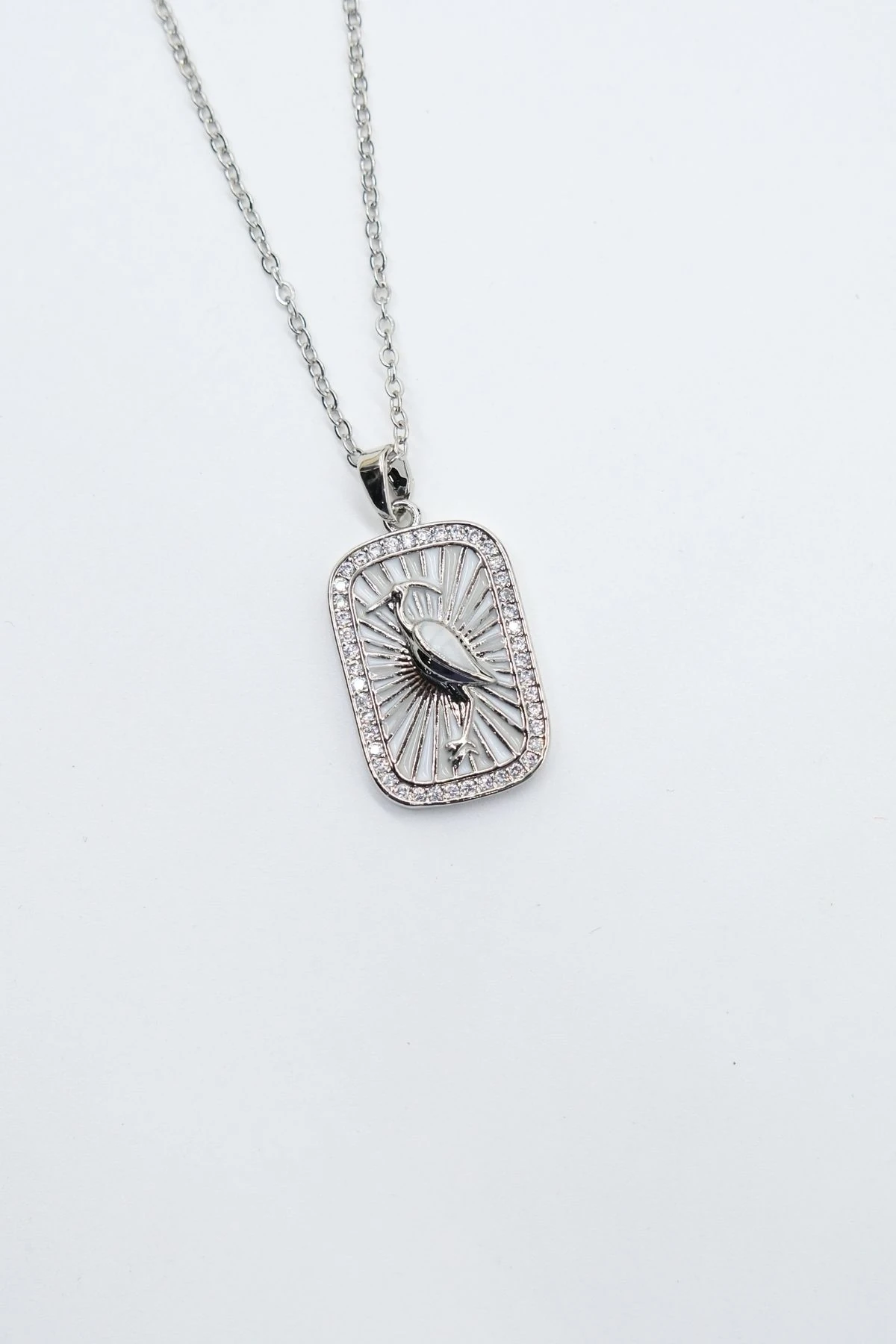 Çelik Gümüş Renk Zincir Pelikan Kolye