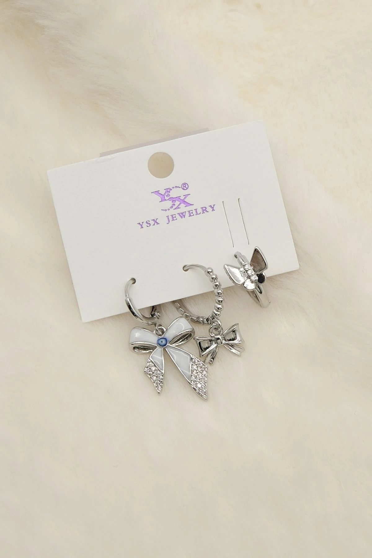 Gümüş Renk  Mavi Taş Detay  Fiyonk Model 3 lü set Küpe