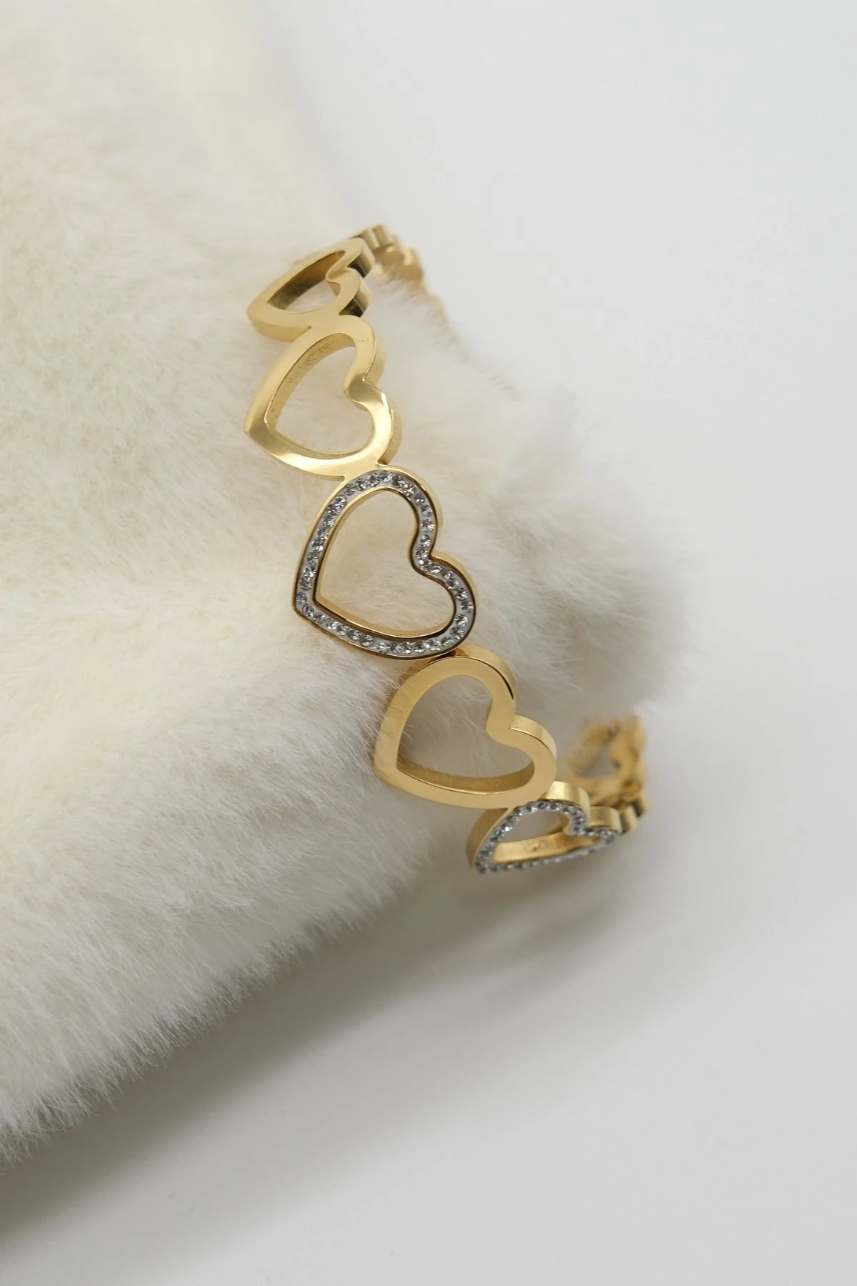 Gold Renk  Kalp Model  Zirkon Taşlı   Bileklik