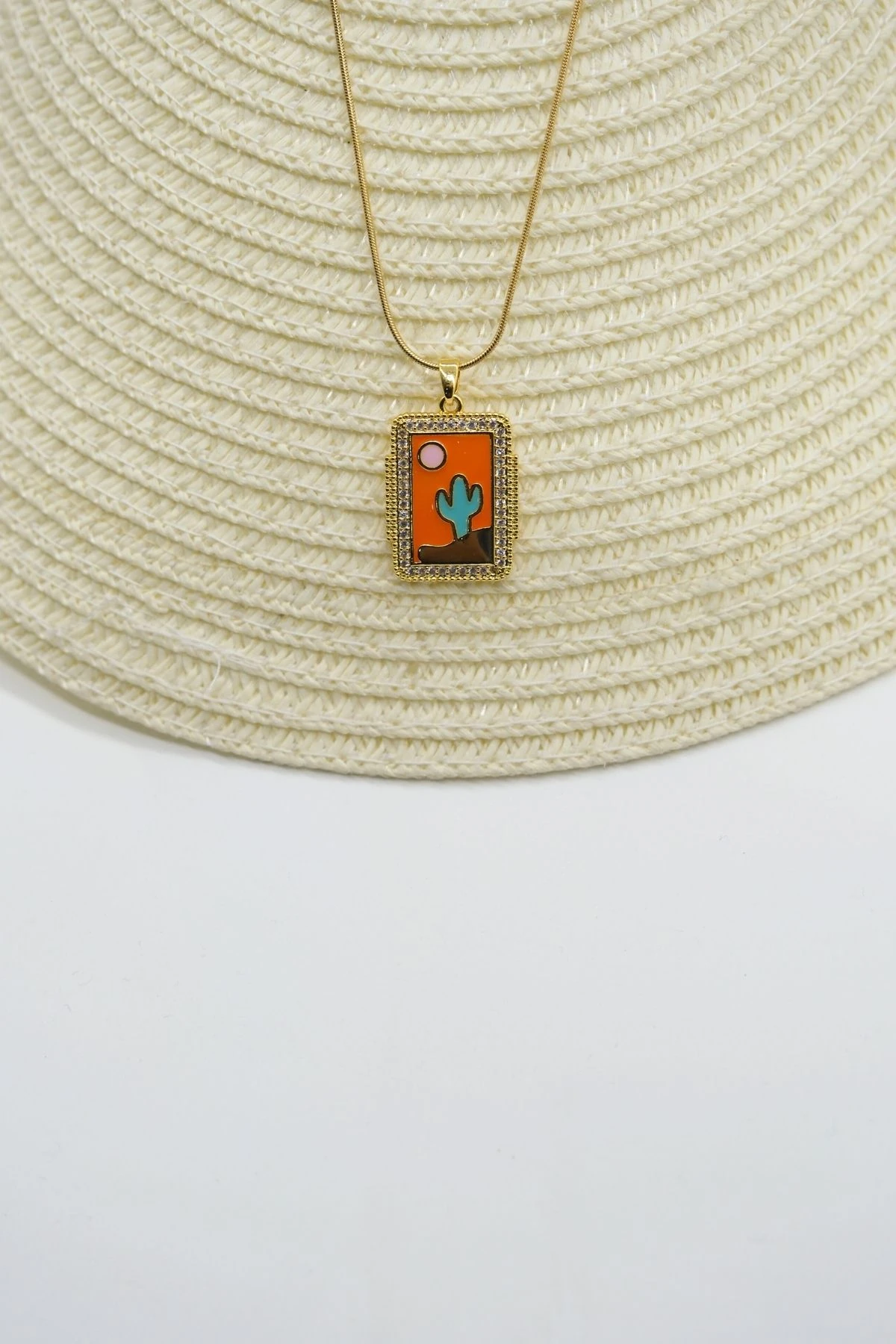 Çelik Gold Renk Zincir Kaktüs Figürlü Kolye