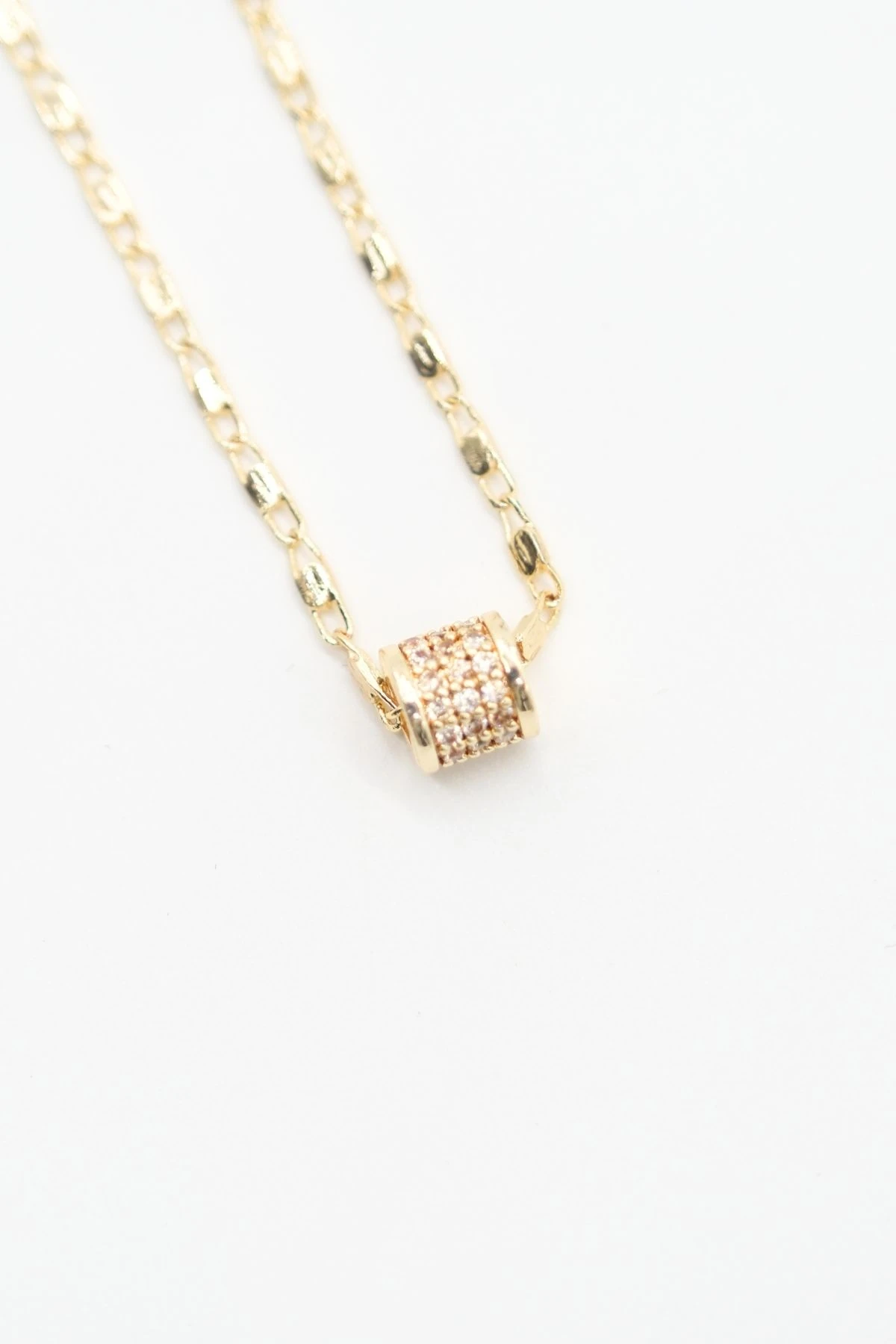 Gold Renk Zincir Zirkon Taşlı Minimal Kolye