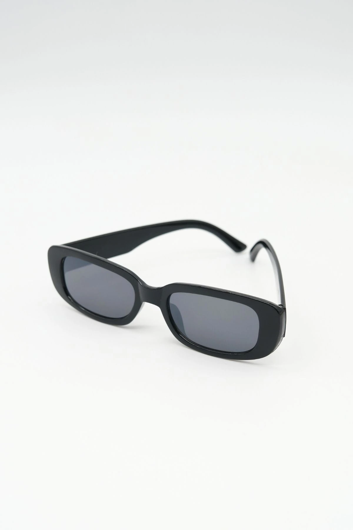 Siyah Güneş Gözlüğü