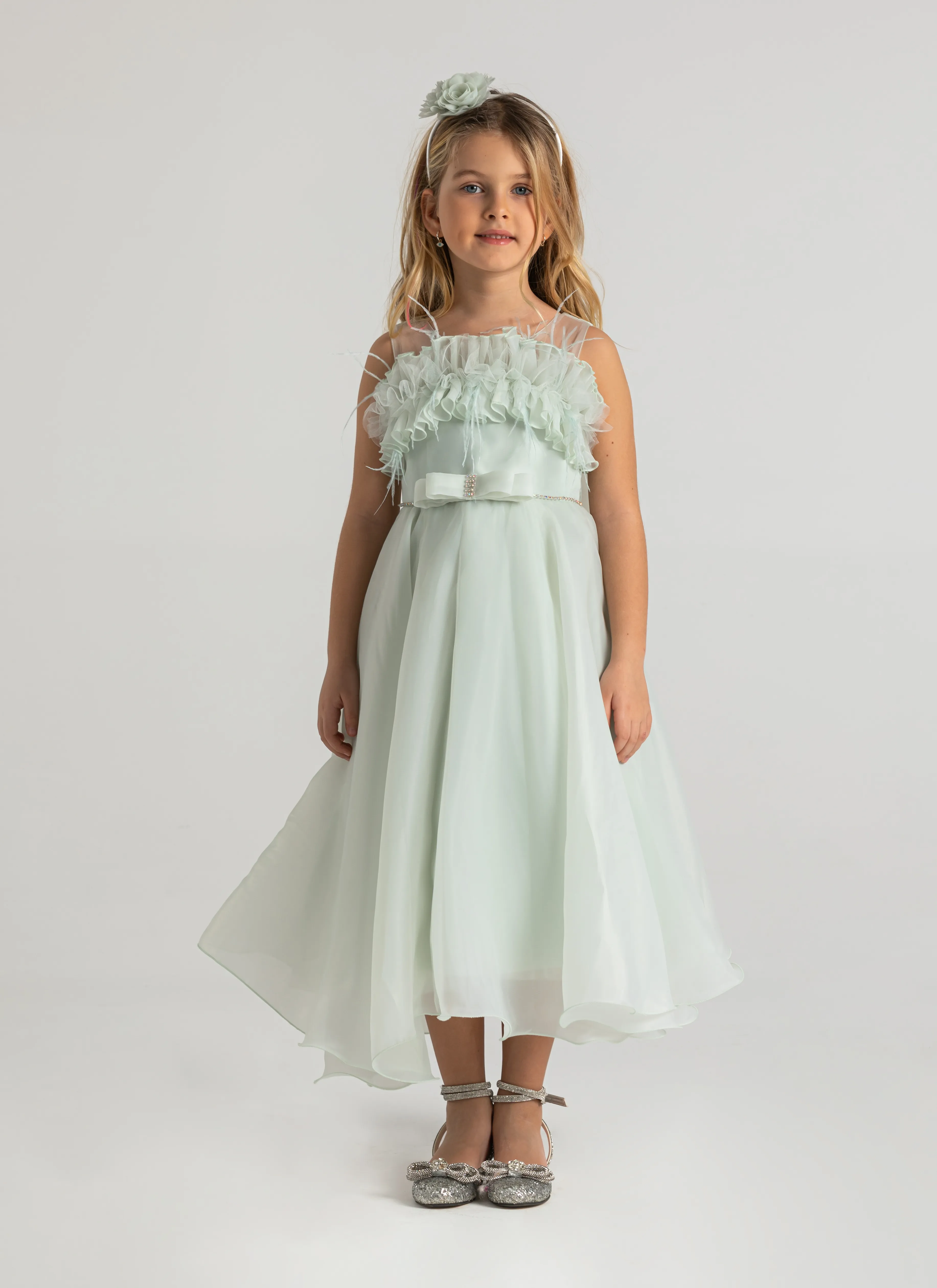 Fırfır tüy detaylı kız çocuk abiye elbise