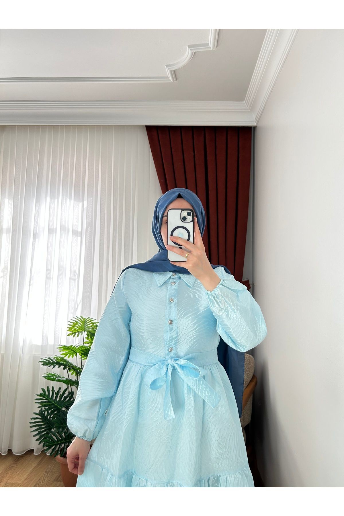 Jakarlı Elbise