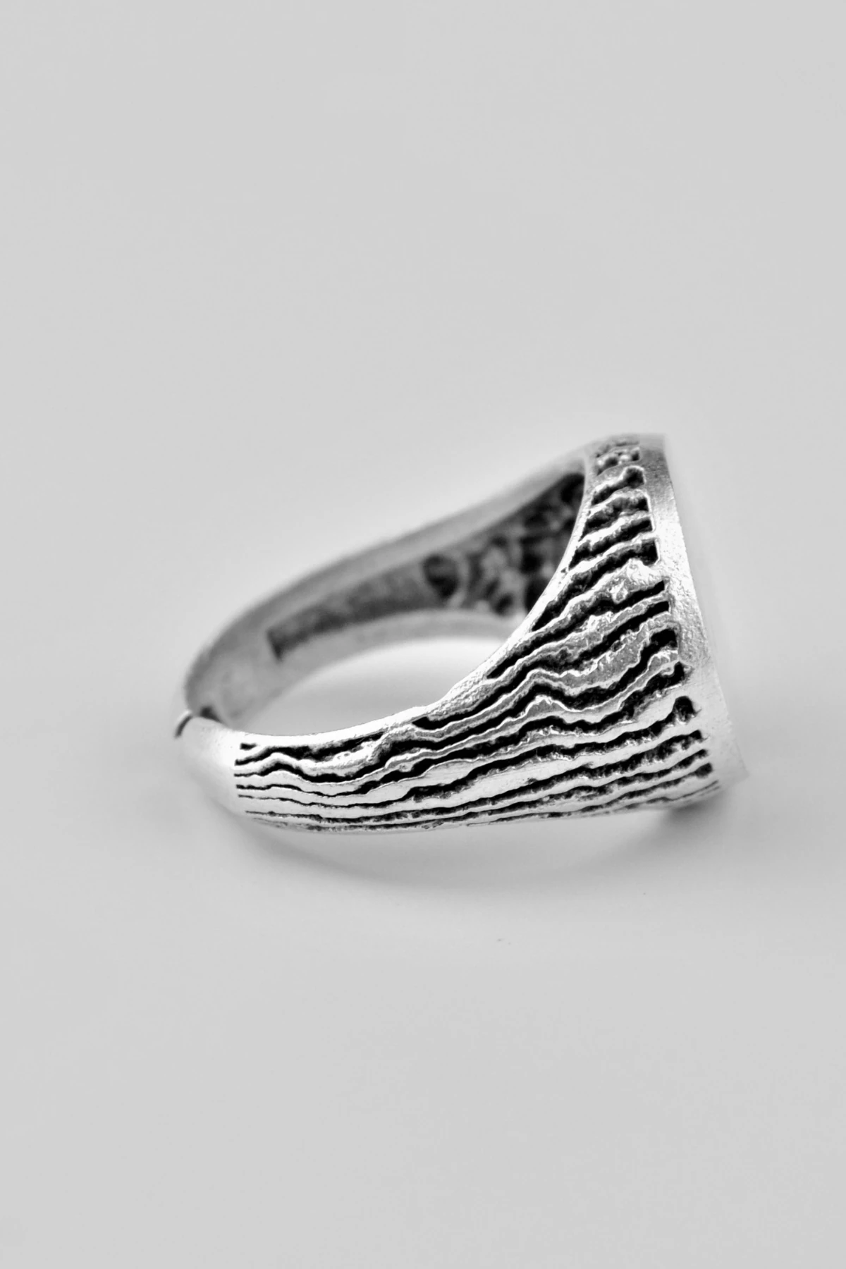 Yuvarlak Geometrik Şeklinde Antik Gümüş Kaplama Ayarlamalı Erkek Kadın Yüzük