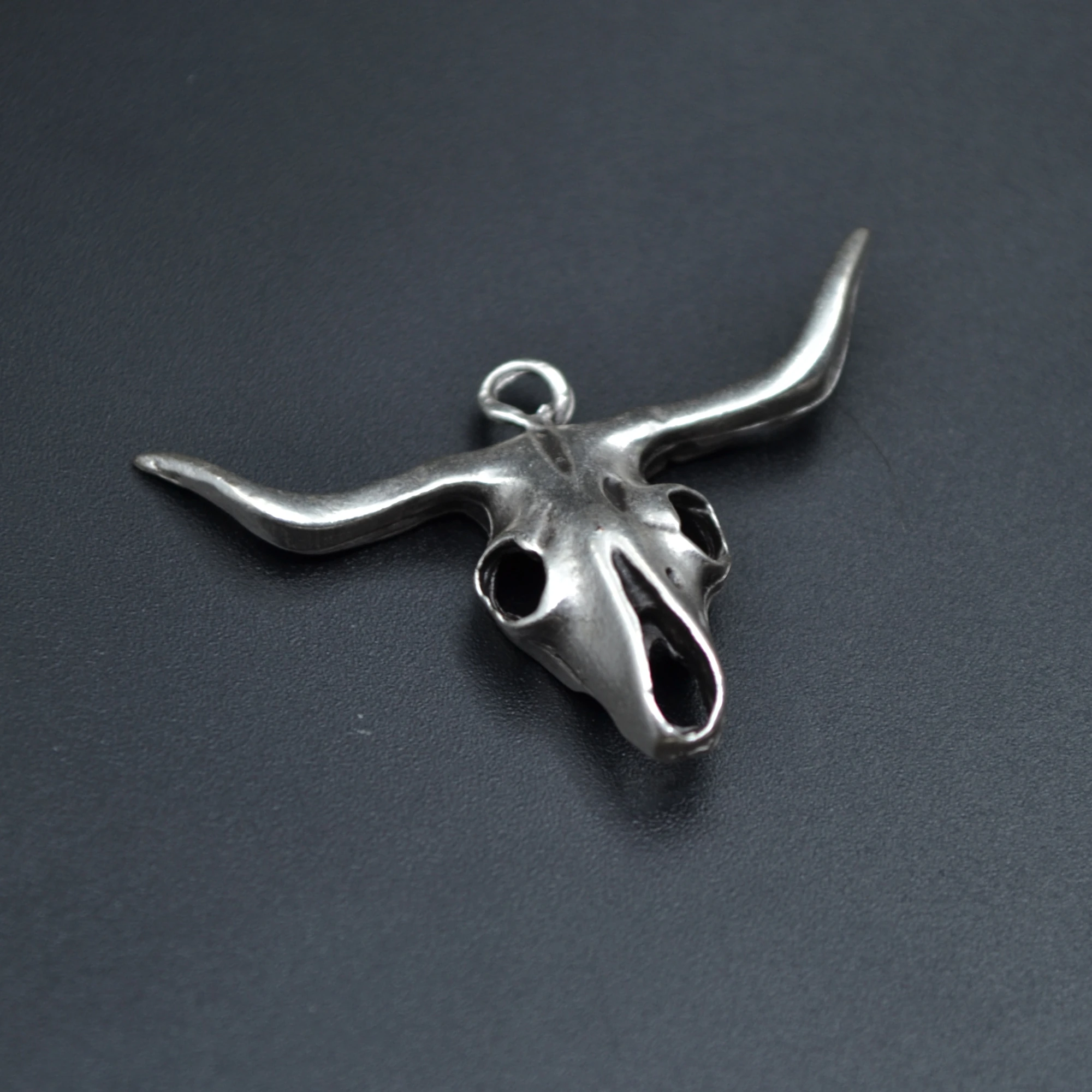 Boğa - Kuru Kafa Kolye - Gümüş ( Silver ) Renk - 60 cm Örme Zincir Kolye