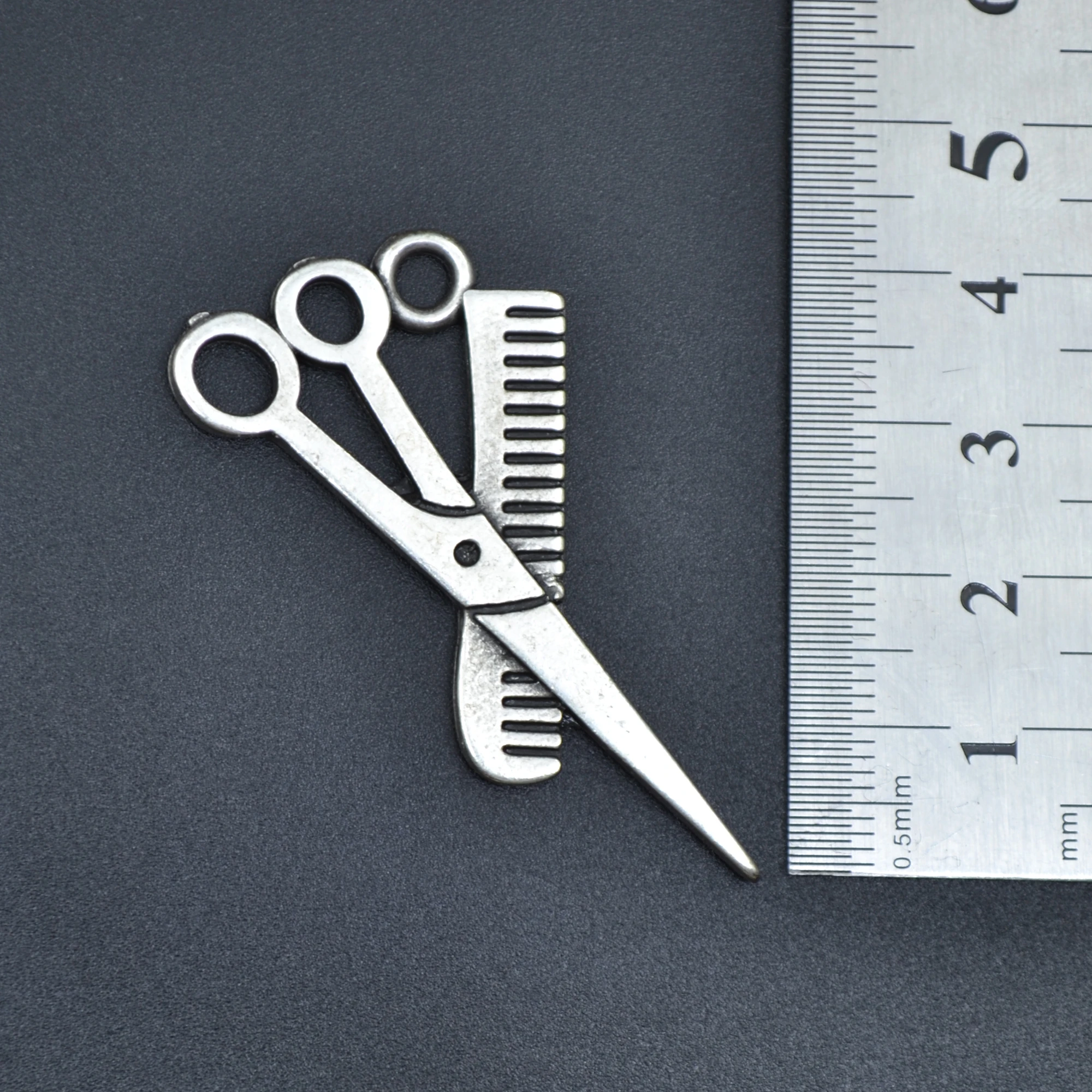 Makas - Tarak - Berber Kolye - Gümüş ( Silver ) Renk - 60 cm Deri İp Kolye