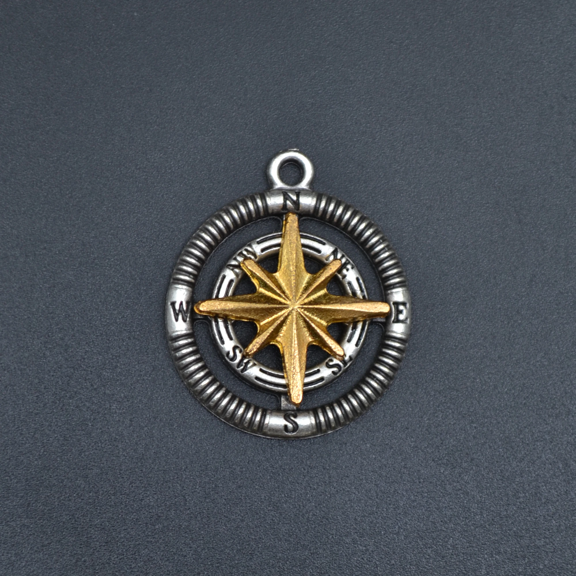 Kutup Yıldızı Detaylı Pusula Kolye - Gümüş ( Silver ) Renk