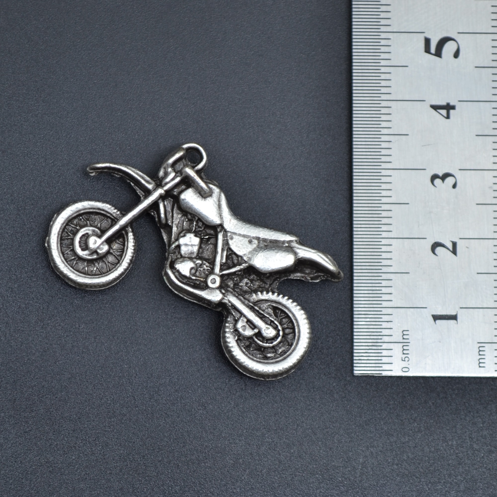 Cross Motor Kolye Ucu - Gümüş ( Silver ) Renk