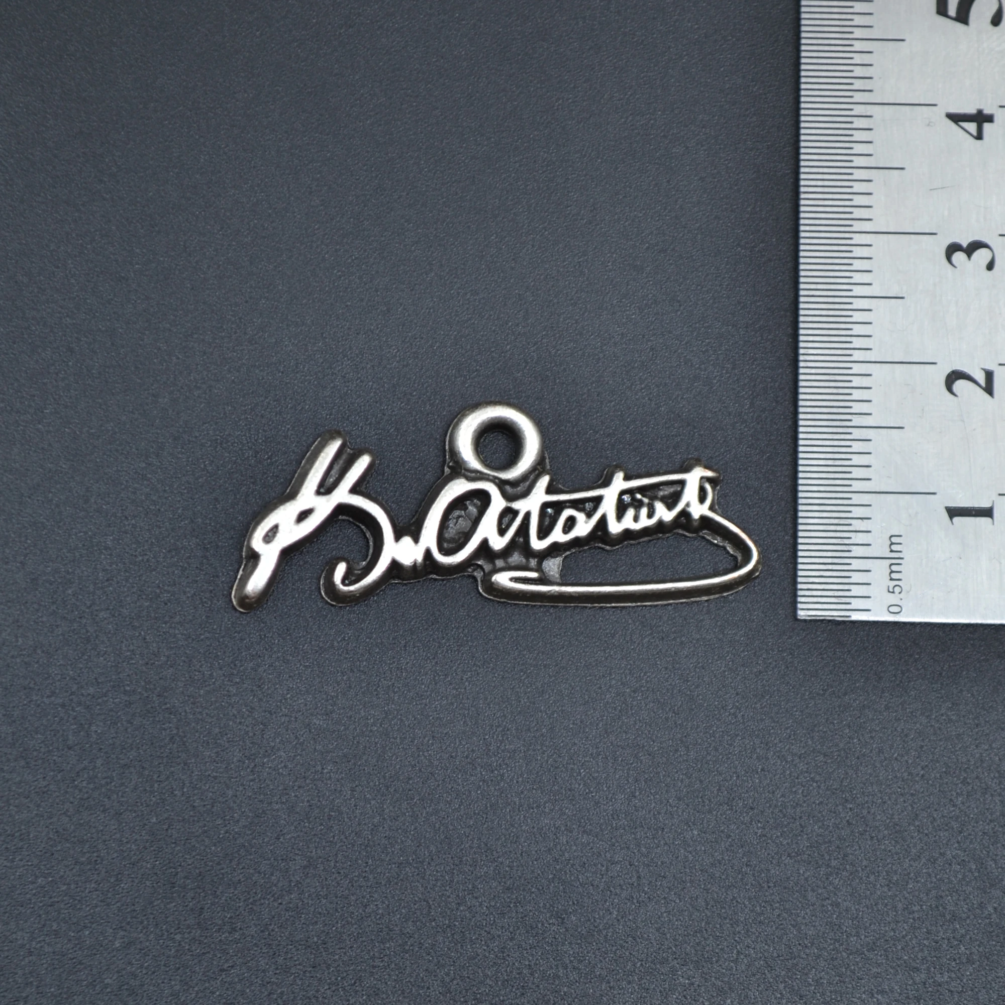 Mustafa Kemal Atatürk İmza Şeklinde Kolye - Gümüş ( Silver ) Renk - 60 cm Düz Ezme Zincir Kolye