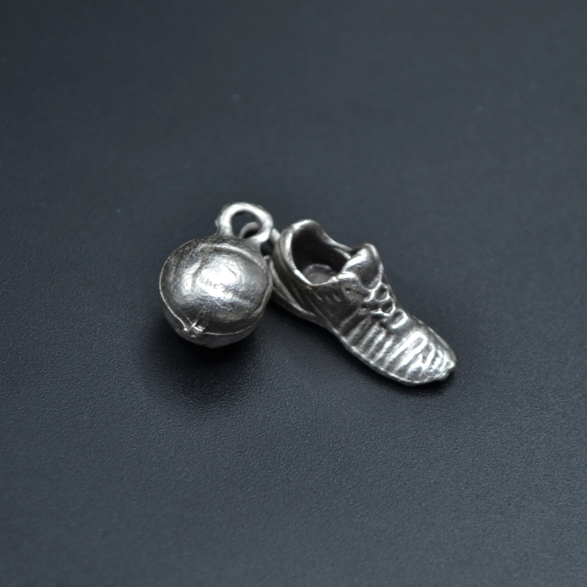 Futbol - Krampon -Top Kolye Ucu - Gümüş ( Silver ) Renk