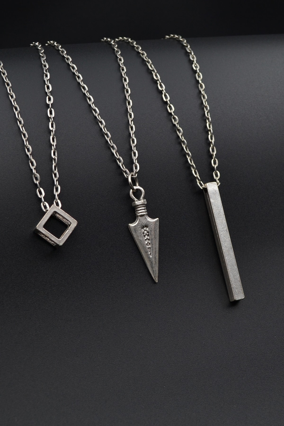 3'lü Çubuk Düz Bar Geometrik Küp Triagel Ok Ucu Erkek Kadın Kolye Seti