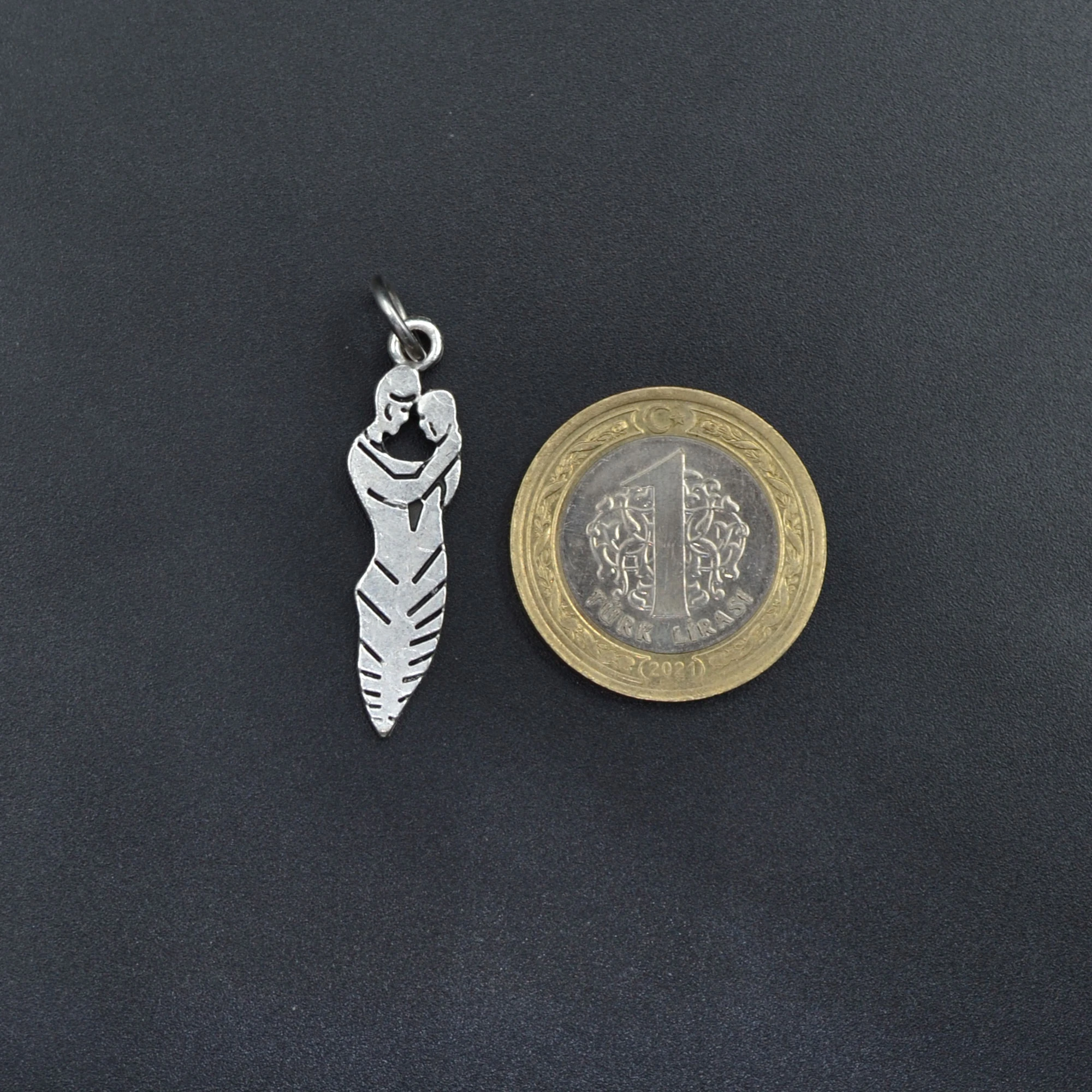 Sarılan Sevgili - Söz Kolye Ucu - Gümüş ( Silver ) Renk