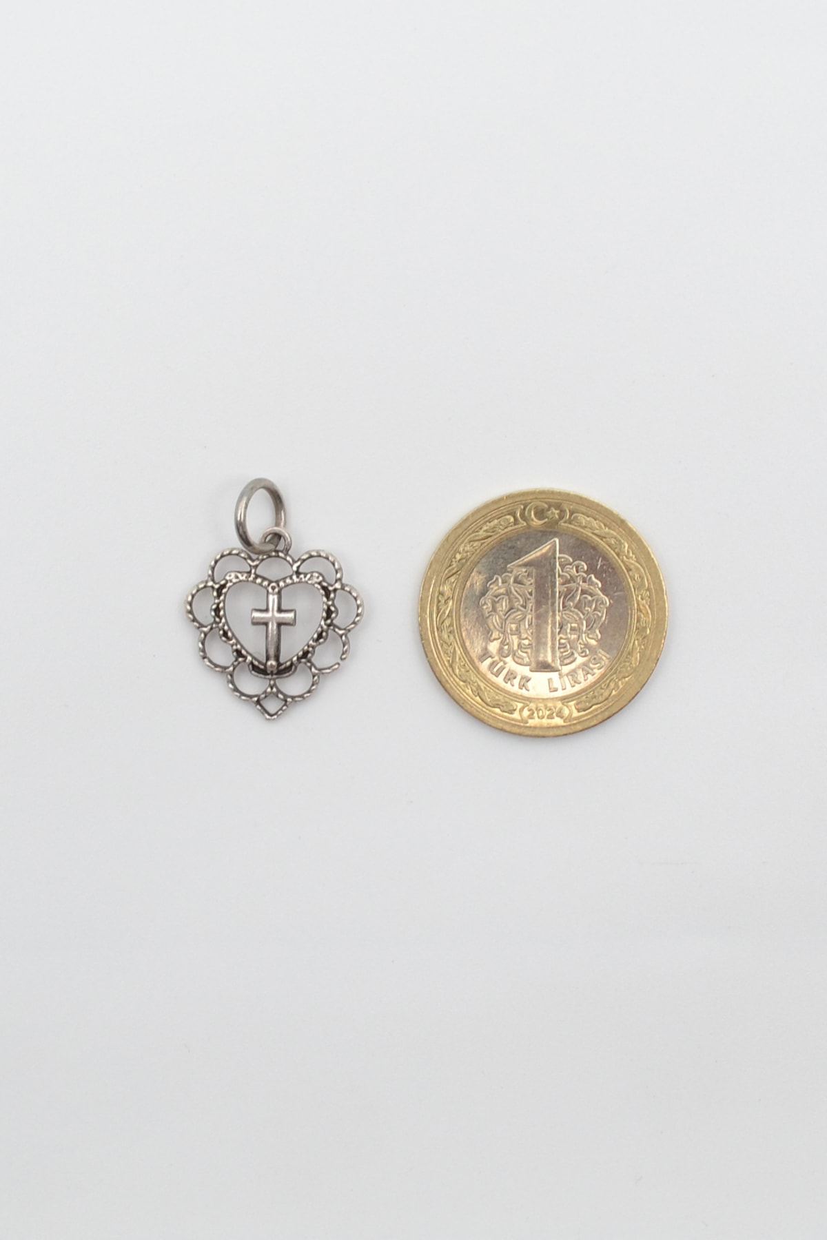 Minimal Kalp Motifli Haç Kolye - Gümüş ( Silver ) Renk - 60 cm Deri İp Kolye