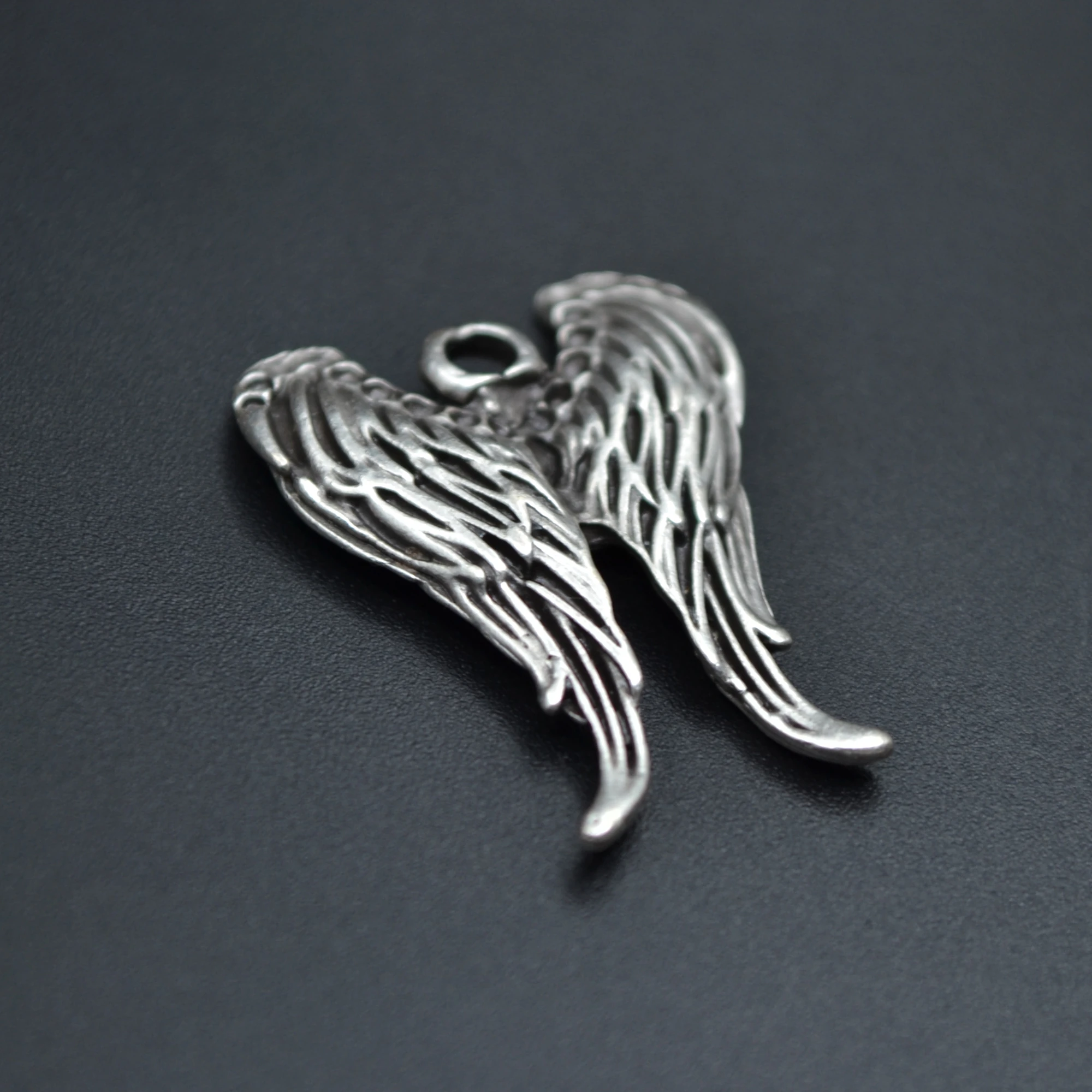 Melek Kanadı Kolye - Gümüş ( Silver ) Renk - 60 cm Deri İp Kolye