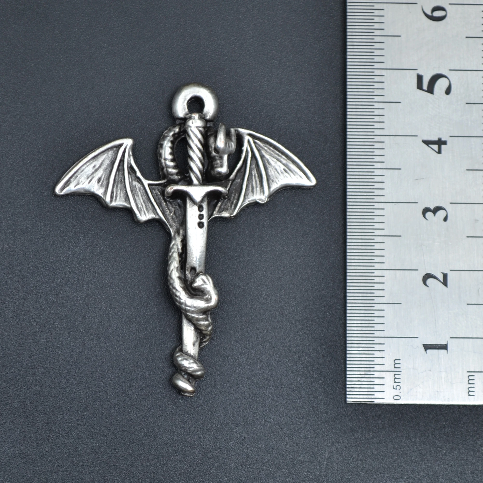 Ejderha Kılıç Kolye - Gümüş ( Silver ) Renk - 60 cm Deri İp Kolye