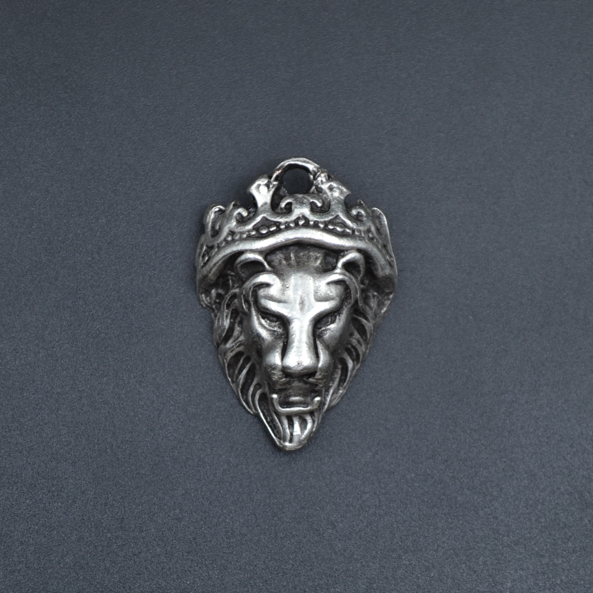 Aslan Kral Kolye - Gümüş ( Silver ) Renk - 60 cm Düz Ezme Zincir Kolye