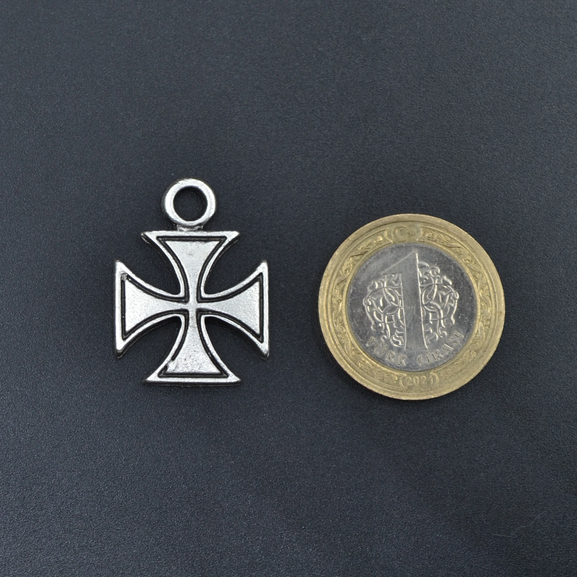 Gamalı Haç Kolye Ucu - Gümüş ( Silver ) Renk