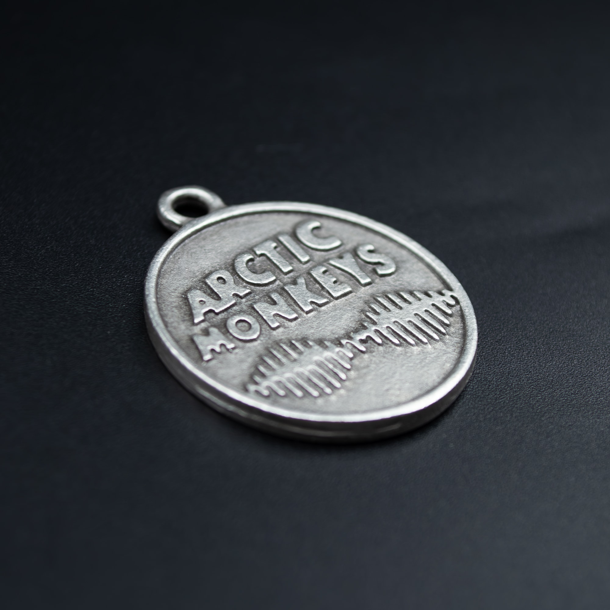 Arctic Monkeys Kolye - Gümüş ( Silver ) Renk - 60 cm Deri İp Kolye