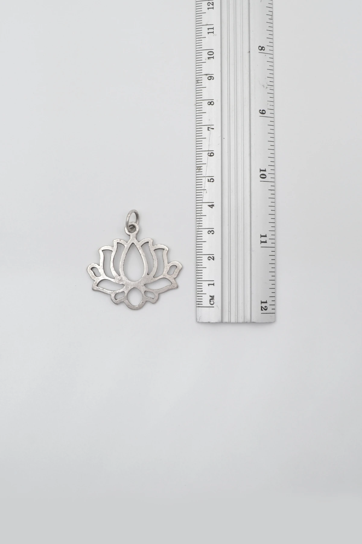 Lotus Çiçeği Siyah Deri İp Kolye - Antik Gümüş Kaplama - Kadın Erkek - 60 cm