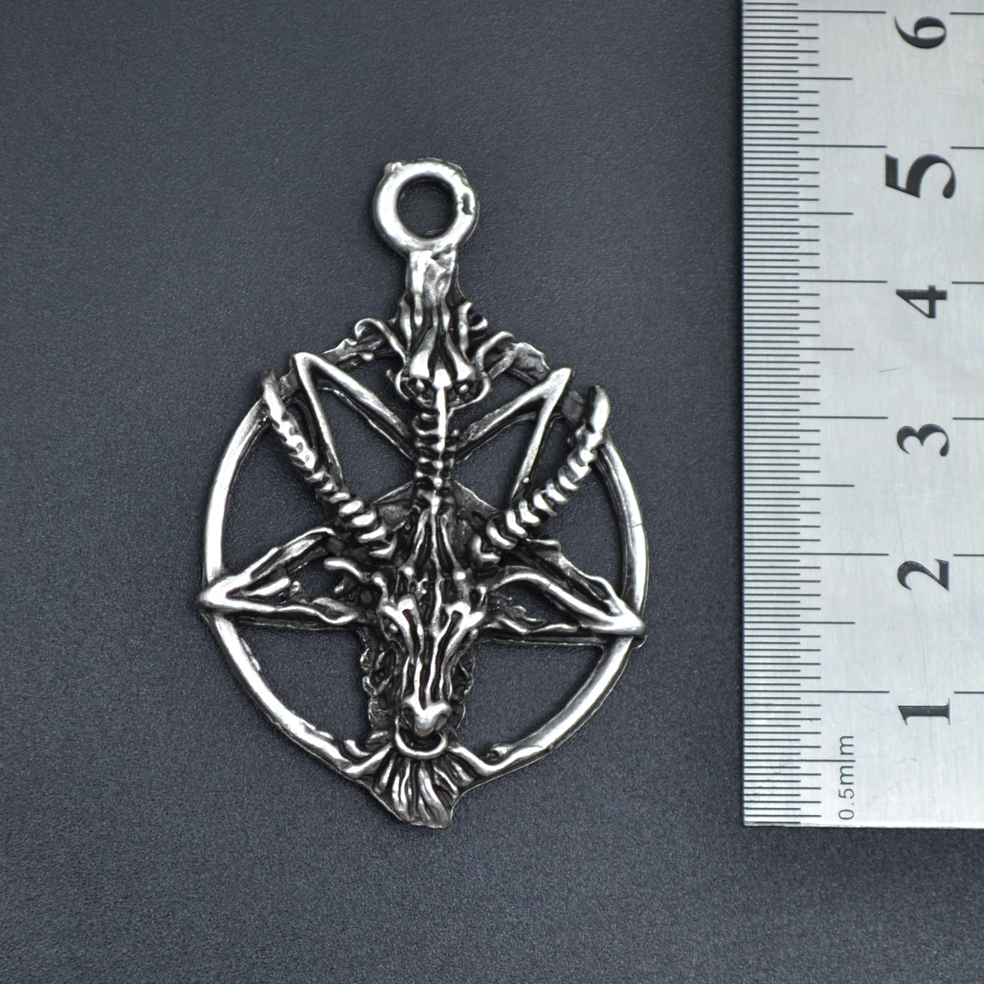 Pentagram Yıldızı Keçi Kafası Kolye Ucu - Gümüş ( Silver ) Renk