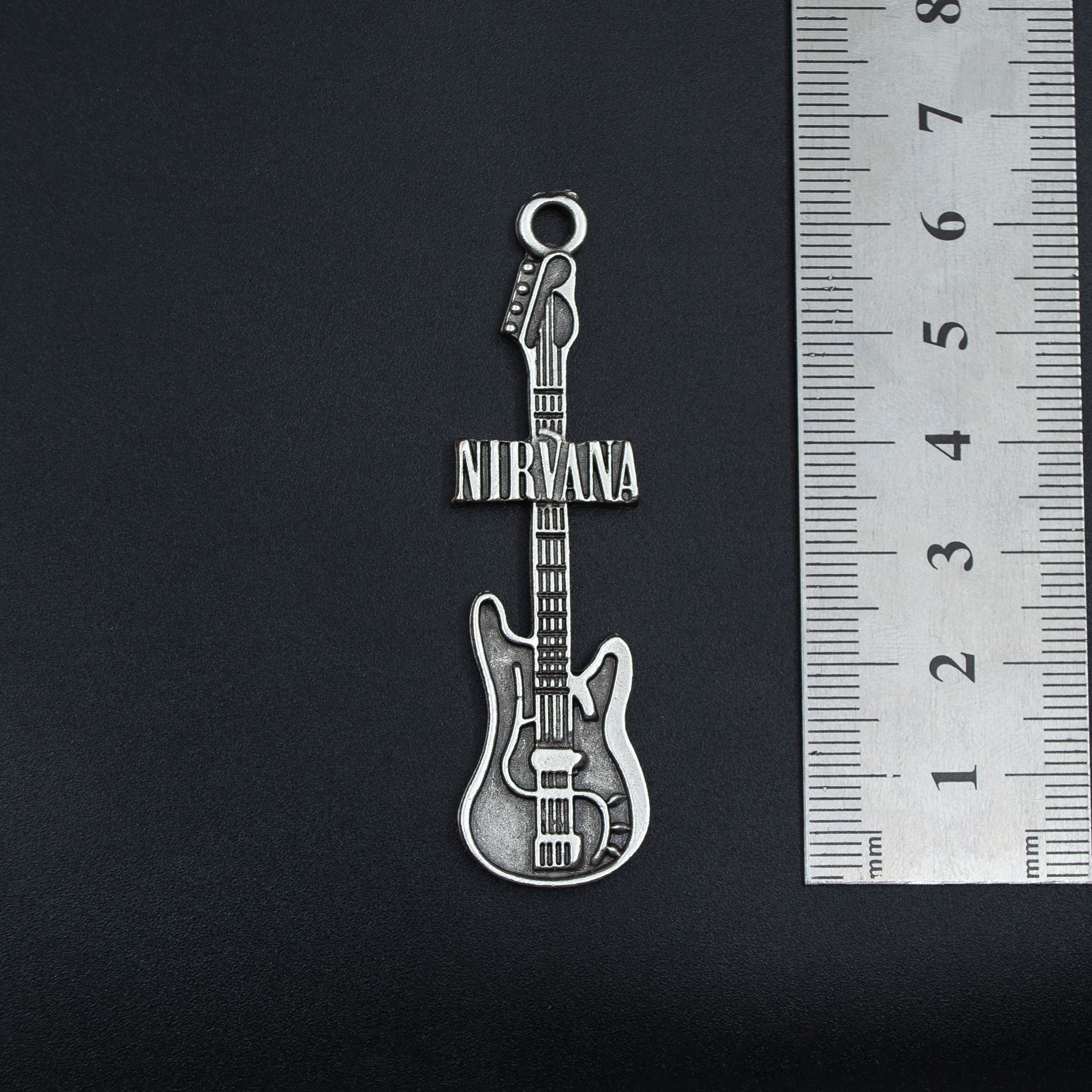 Nirvana Elektro Gitar Kolye - Gümüş ( Silver ) Renk - 60 cm Deri İp Kolye