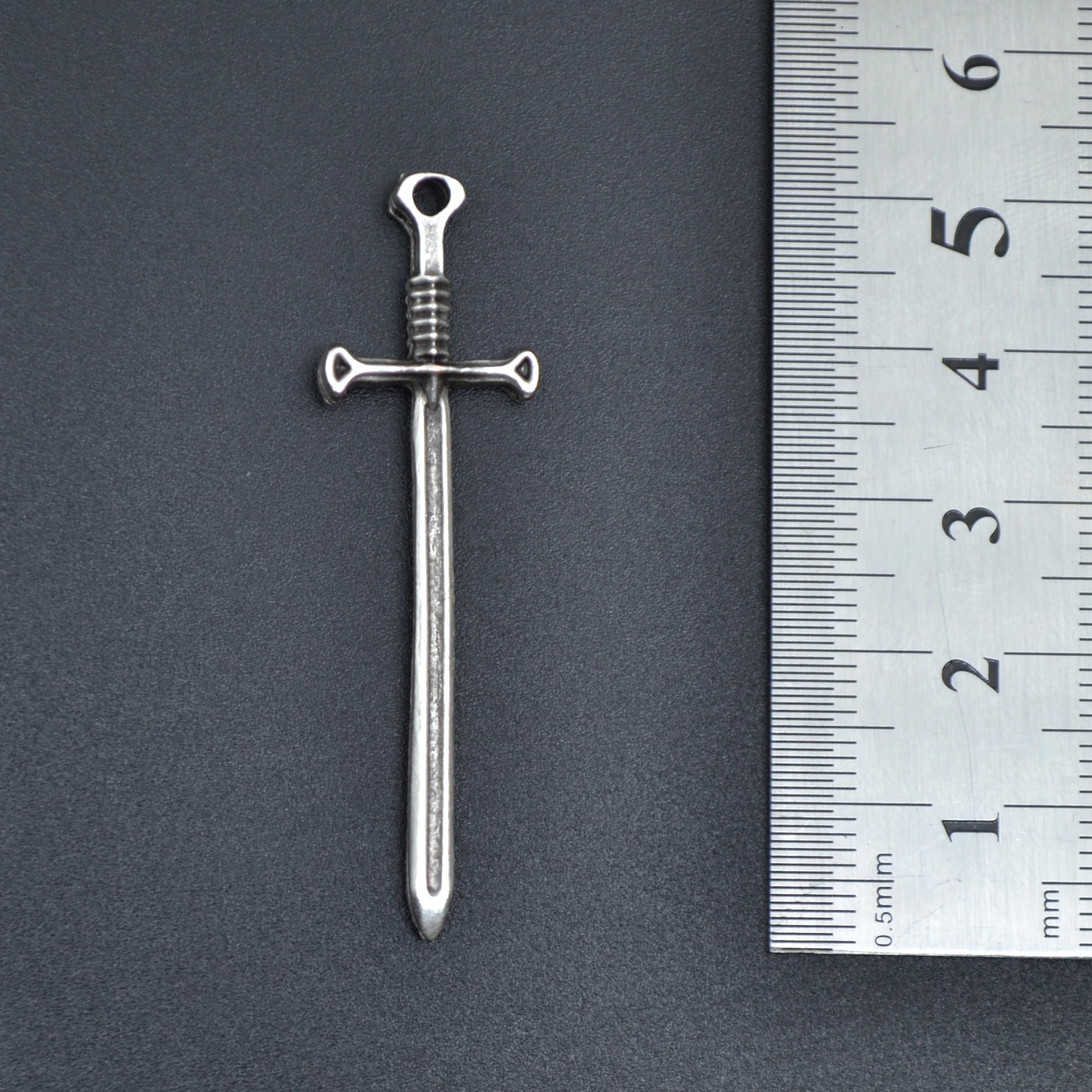 Kılıç Kolye - Gümüş ( Silver ) Renk - 60 cm Deri İp Kolye