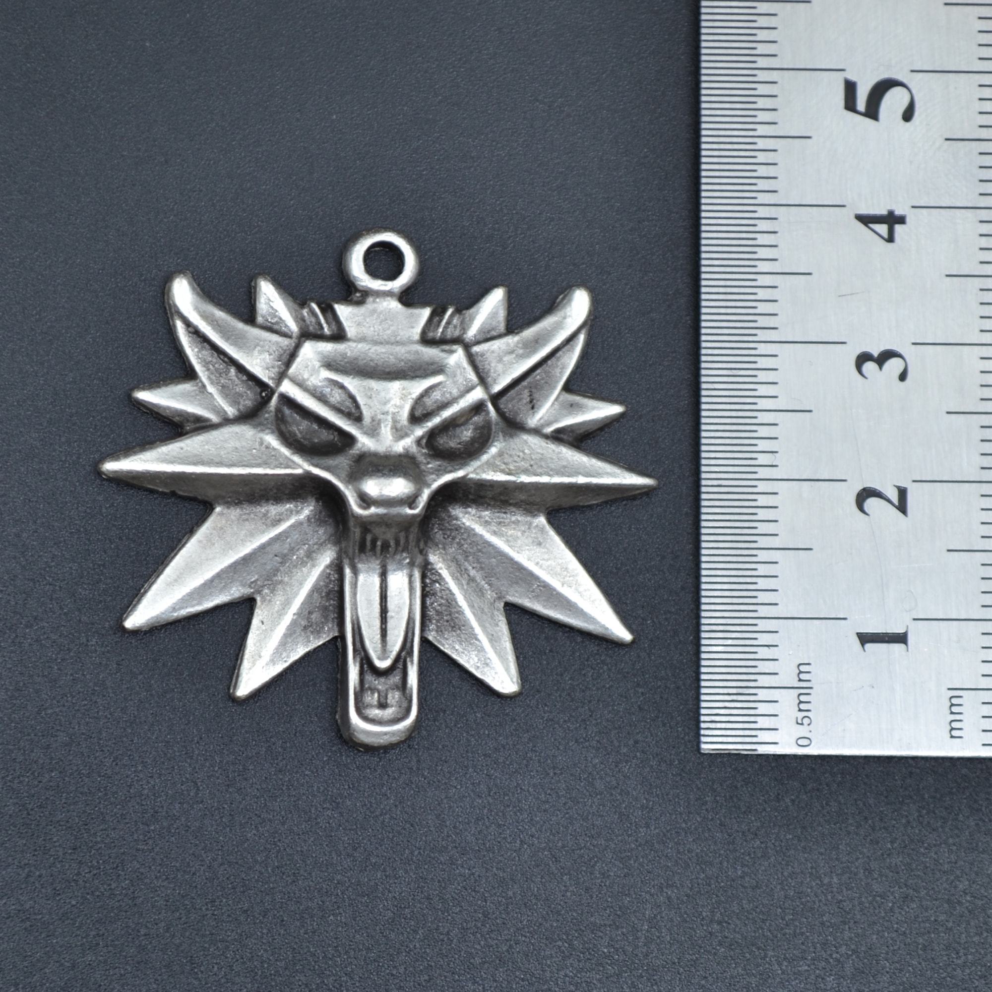 The Witcher 3 Boyutlu Kolye - Gümüş ( Silver ) Renk - 60 cm Düz Ezme Zincir Kolye