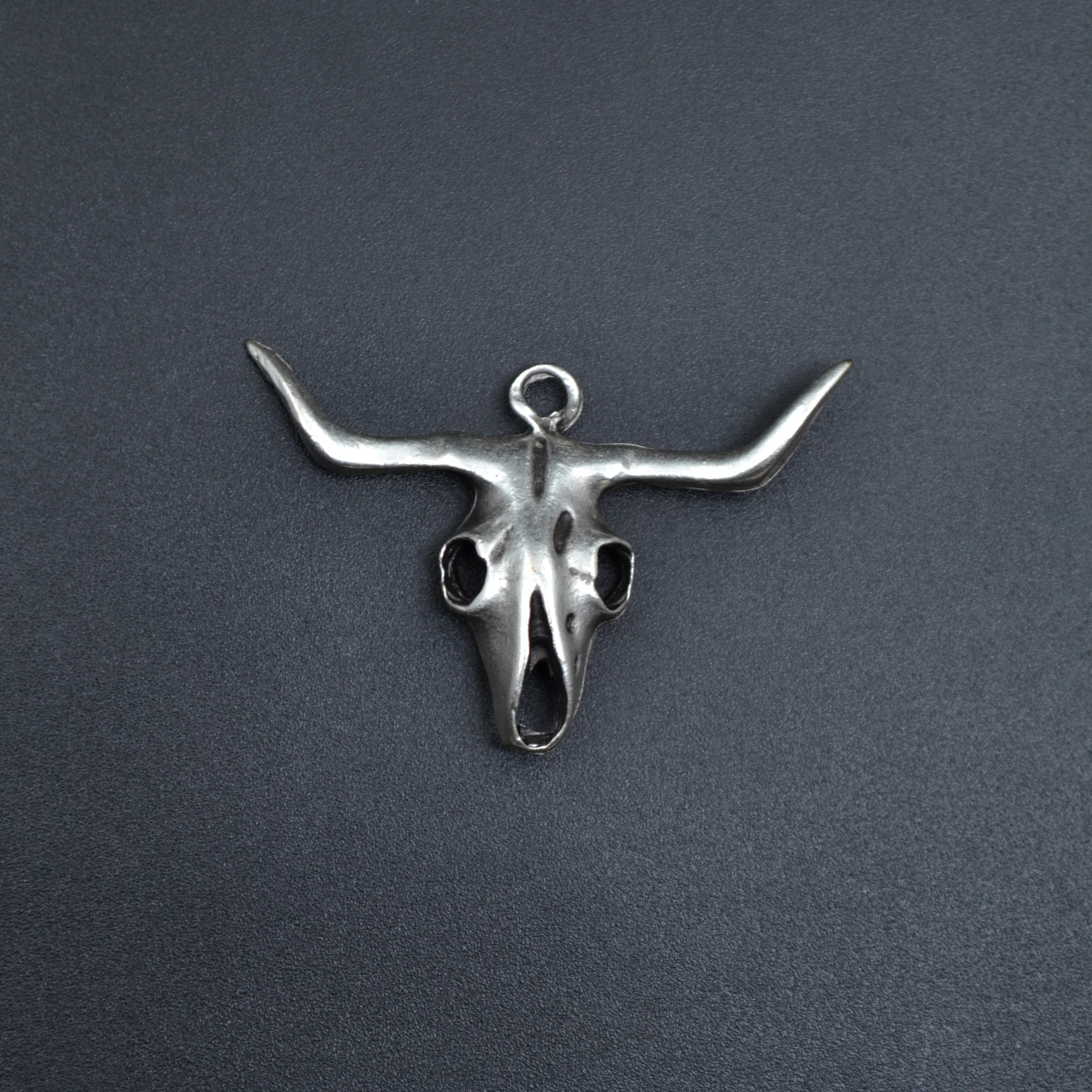 Boğa - Kuru Kafa Kolye - Gümüş ( Silver ) Renk - 60 cm Örme Zincir Kolye