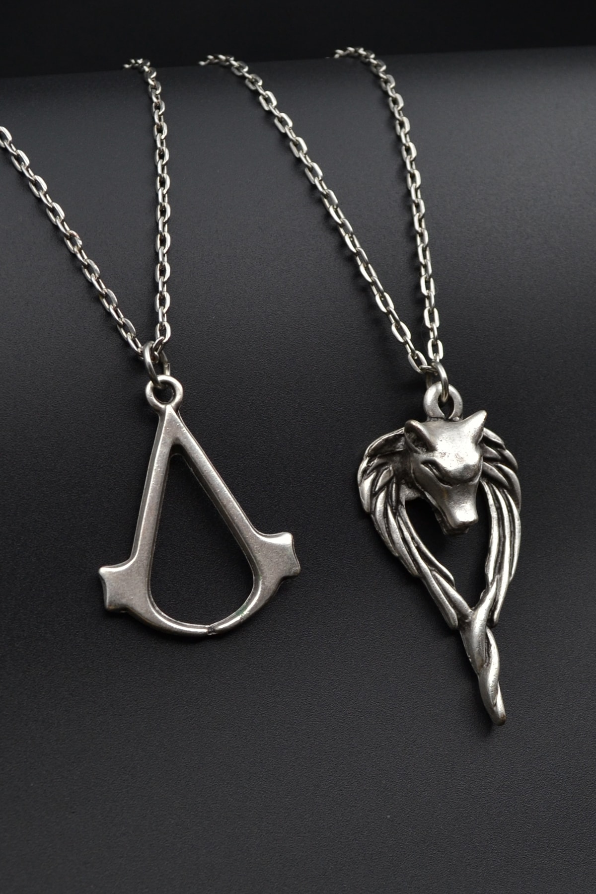 2'li Assassin’s Creed Anubis Ölüm Ve Ceza Tanrısı Erkek Kadın Kolye Seti