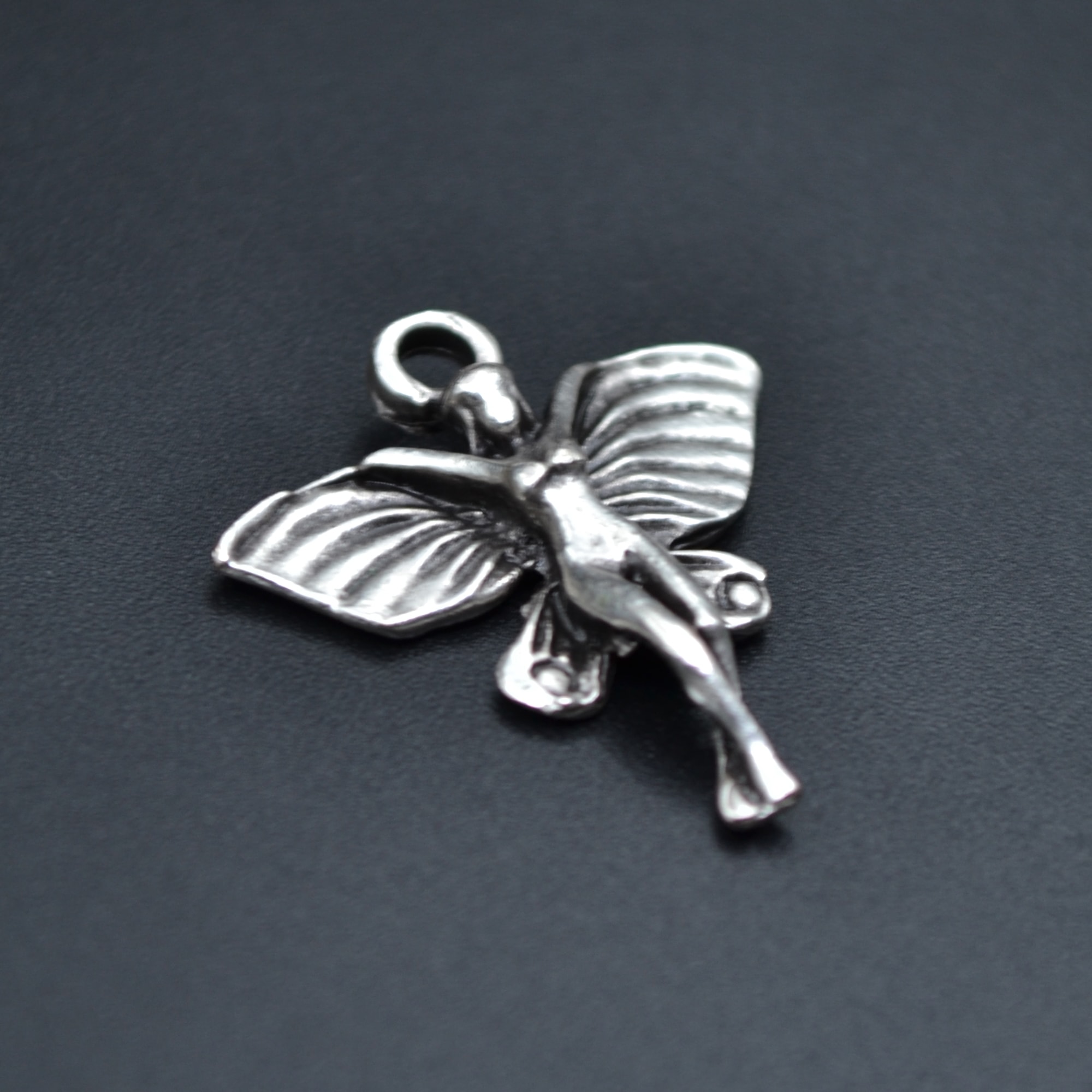 Minimal Kelebek Kanatlı Peri Kolye - Gümüş ( Silver ) Renk - 60 cm Düz Ezme Zincir Kolye