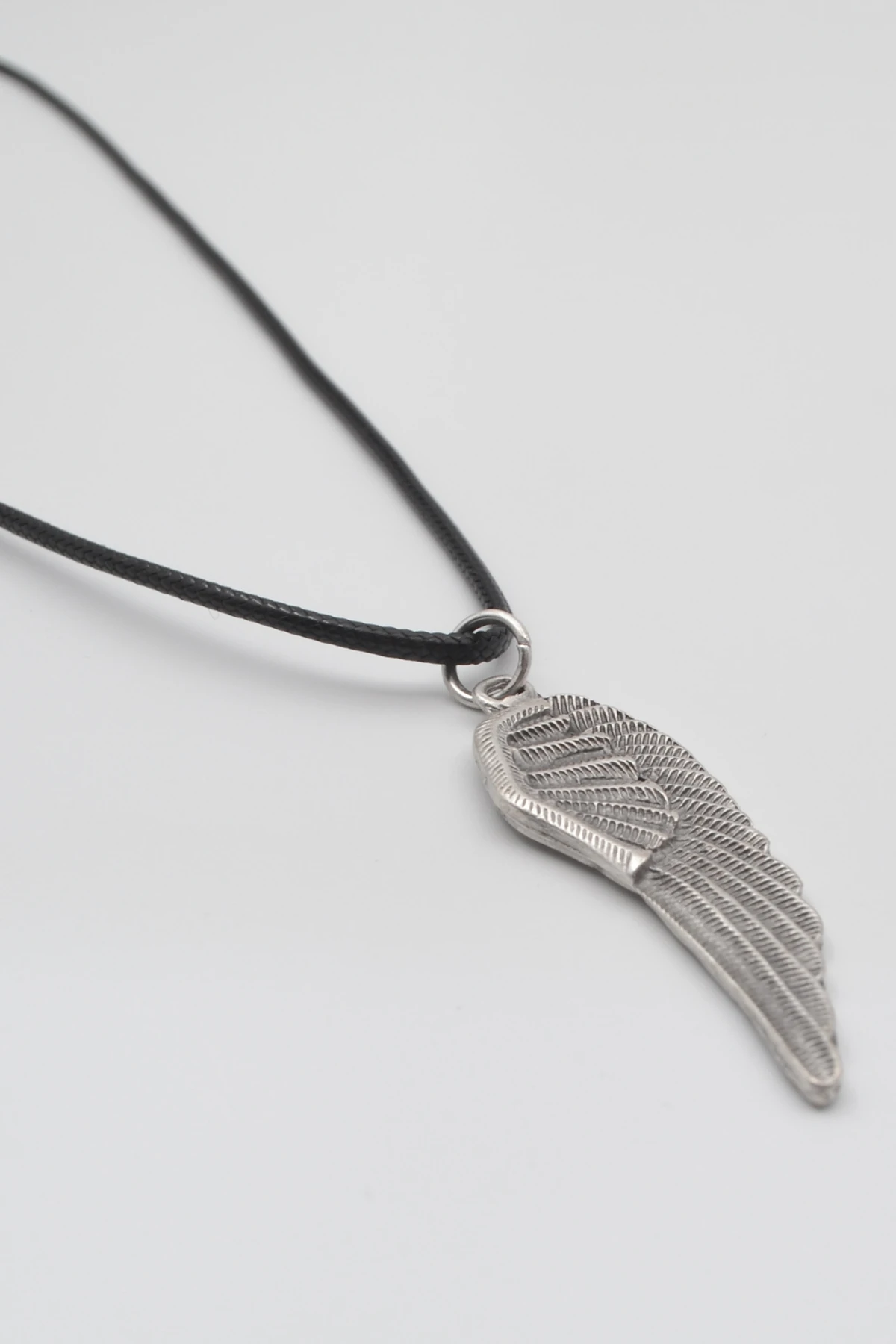 Melek Kanadı Siyah Deri İp Kolye - Antik Gümüş Kaplama - Kadın Erkek - 60 cm