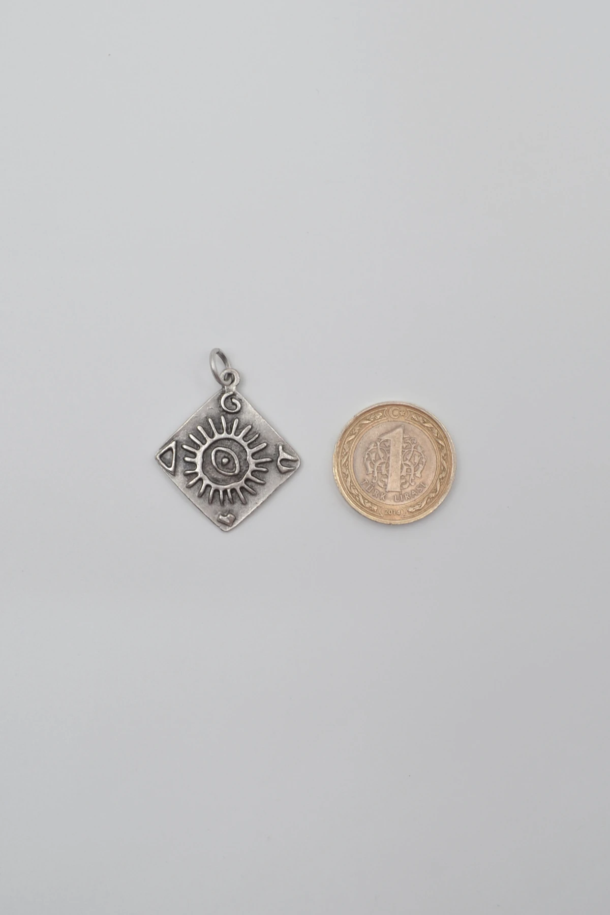 Güneş ve Göz Sembollü Düz Ezme Zincir Kolye - Antik Gümüş Kaplama - Kadın Erkek - 60 cm