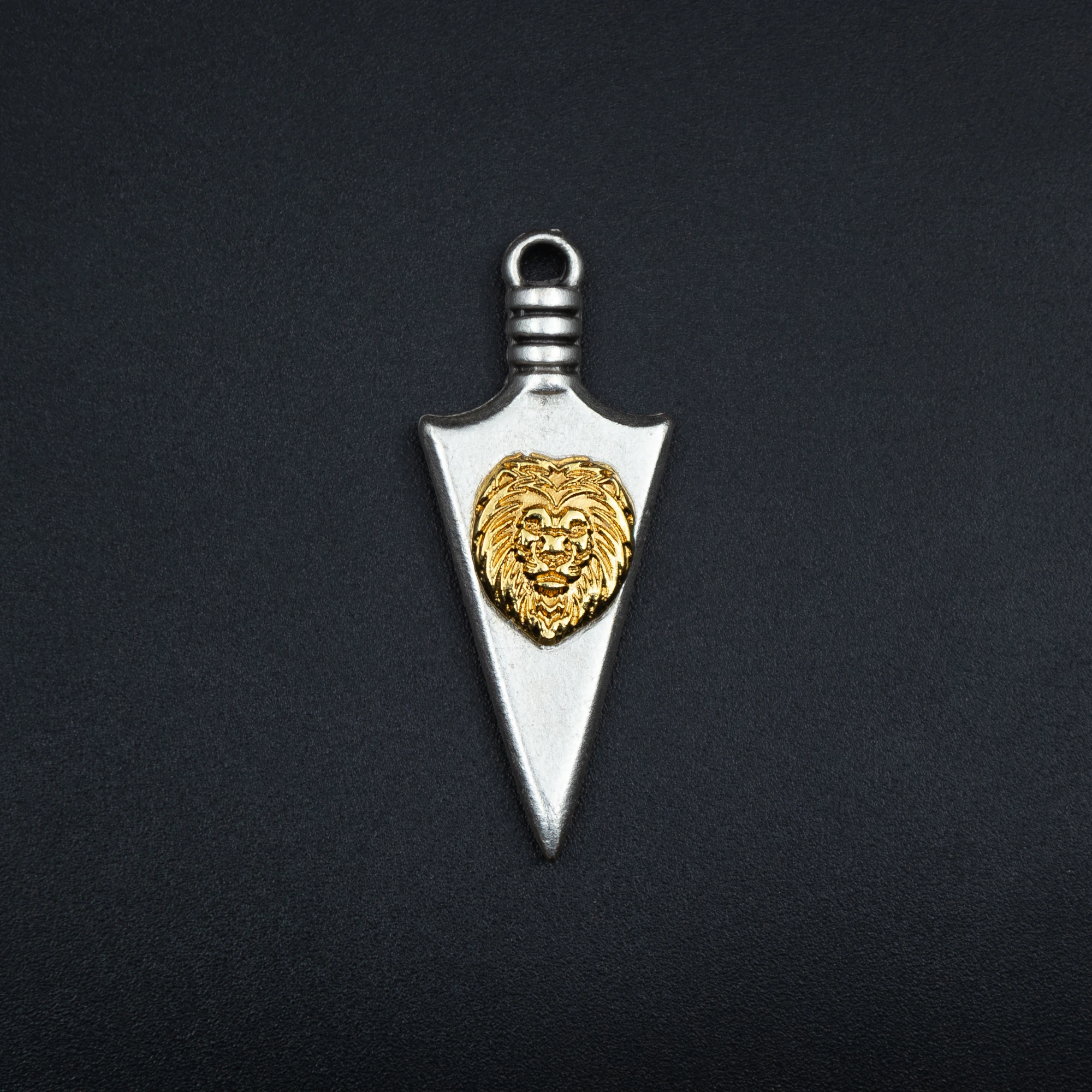 Ok Ucu Aslan Detaylı Kolye Ucu - Gümüş ( Silver ) Renk