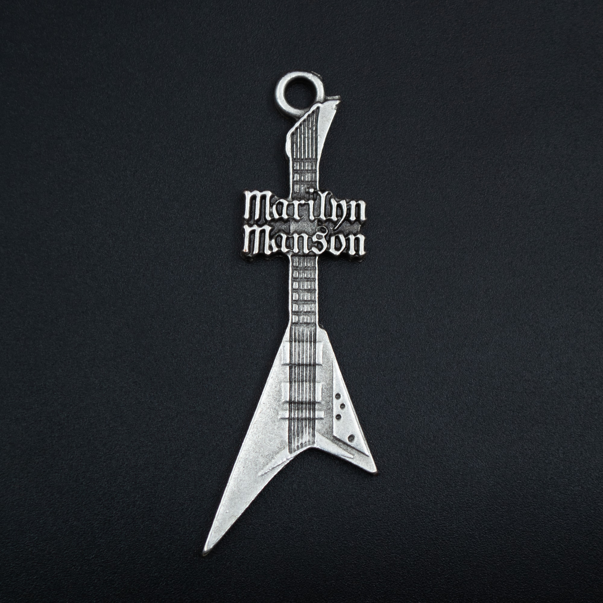 Marilyn Manson Elektro Gitar Kolye - Gümüş ( Silver ) Renk - 60 cm Örme Zincir Kolye
