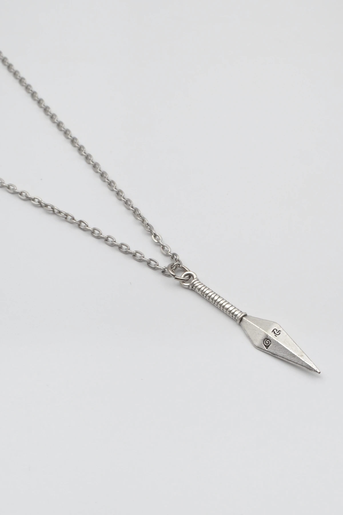 Anime Ninja Kunai Düz Ezme Zincir Kolye - Antik Gümüş Kaplama - Kadın Erkek - 60 cm