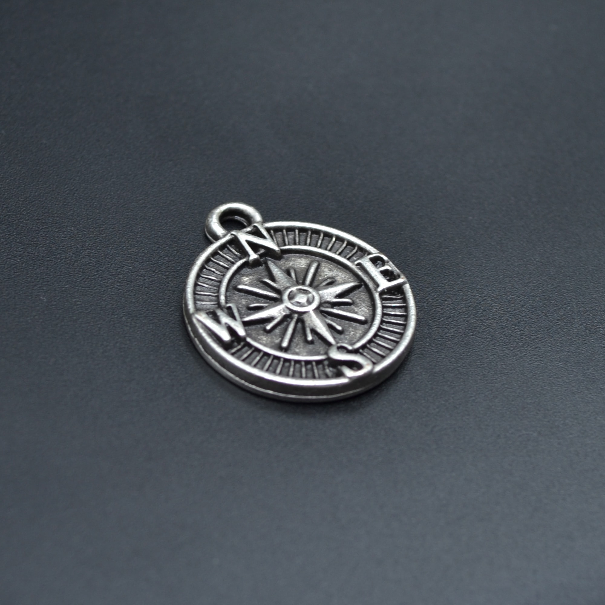 Minimal Pusula Kolye - Gümüş ( Silver ) Renk - 60 cm Düz Ezme Zincir Kolye