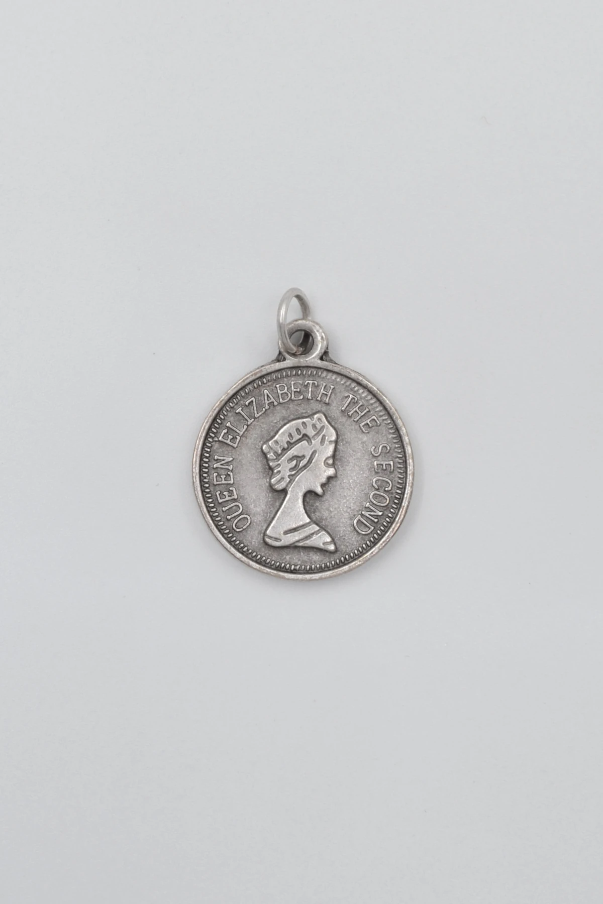 Kraliçe Elizabeth II (Genç Portre) Örme Zincir Kolye - Antik Gümüş Kaplama - Kadın Erkek - 60 cm