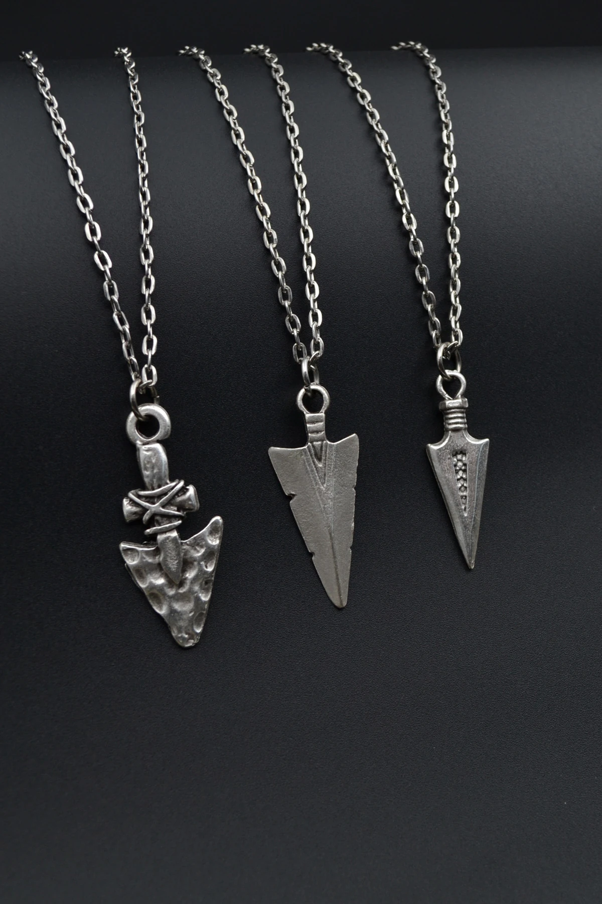 3'lü Antik Ok Ucu Triagle Desenli Ok Ucu Erkek Kadın Kolye Seti