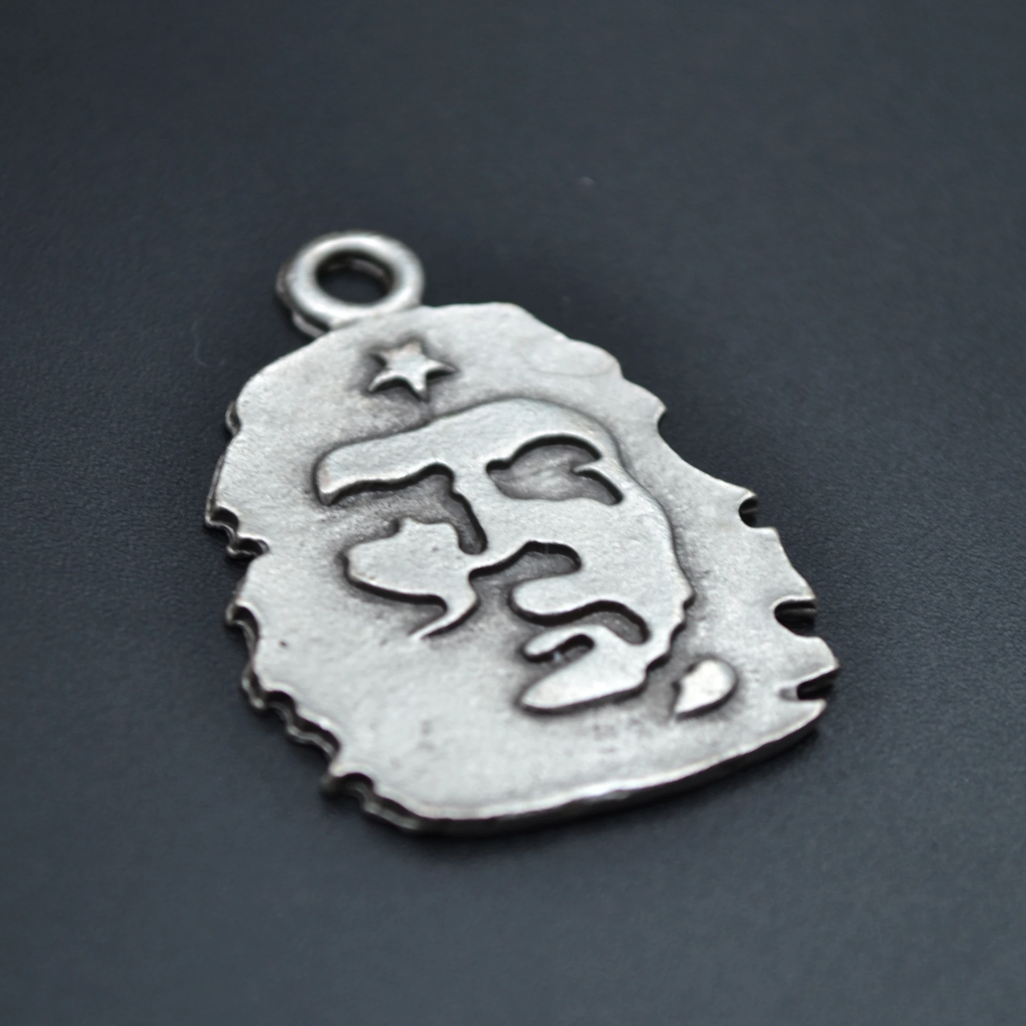 Che Guevara Kolye - Gümüş ( Silver ) Renk - 60 cm Deri İp Kolye